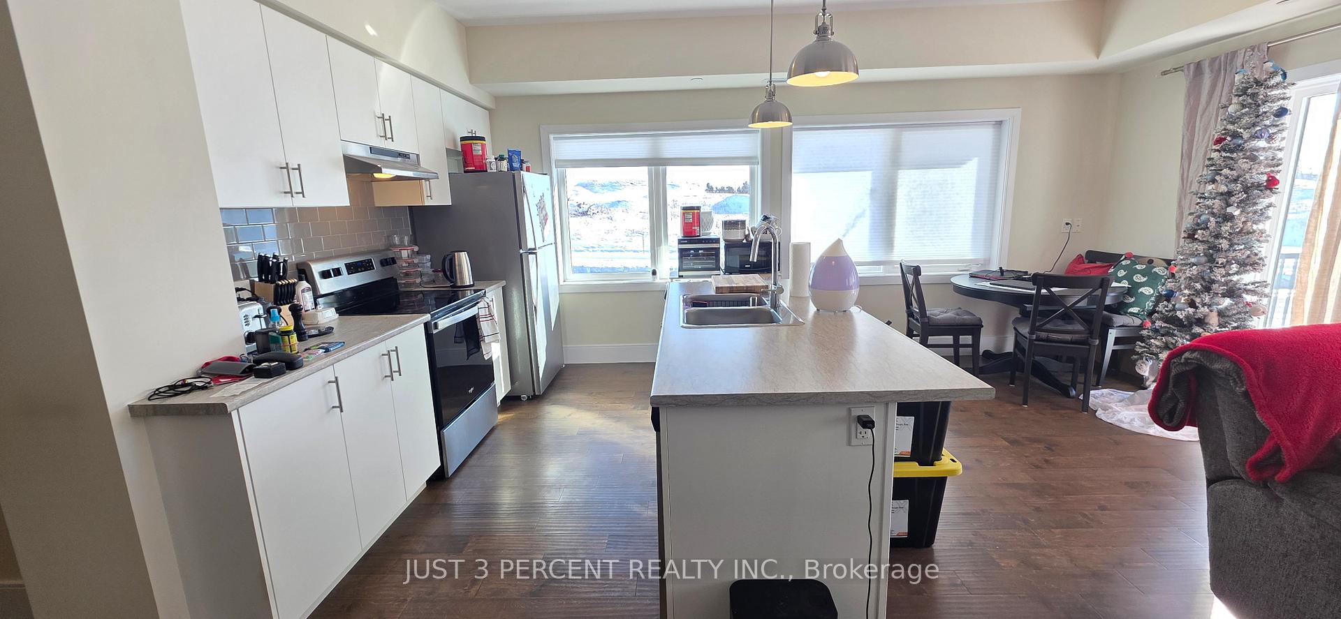 Photo 3 of Unit 309, 340 Florence Drive, Peterborough, Monaghan Ward 2 — HOMEH