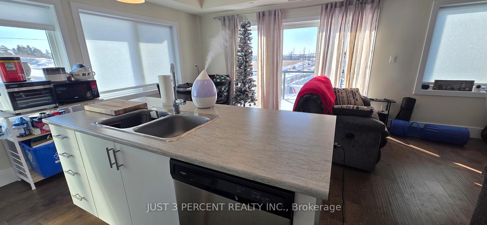 Photo 6 of Unit 309, 340 Florence Drive, Peterborough, Monaghan Ward 2 — HOMEH