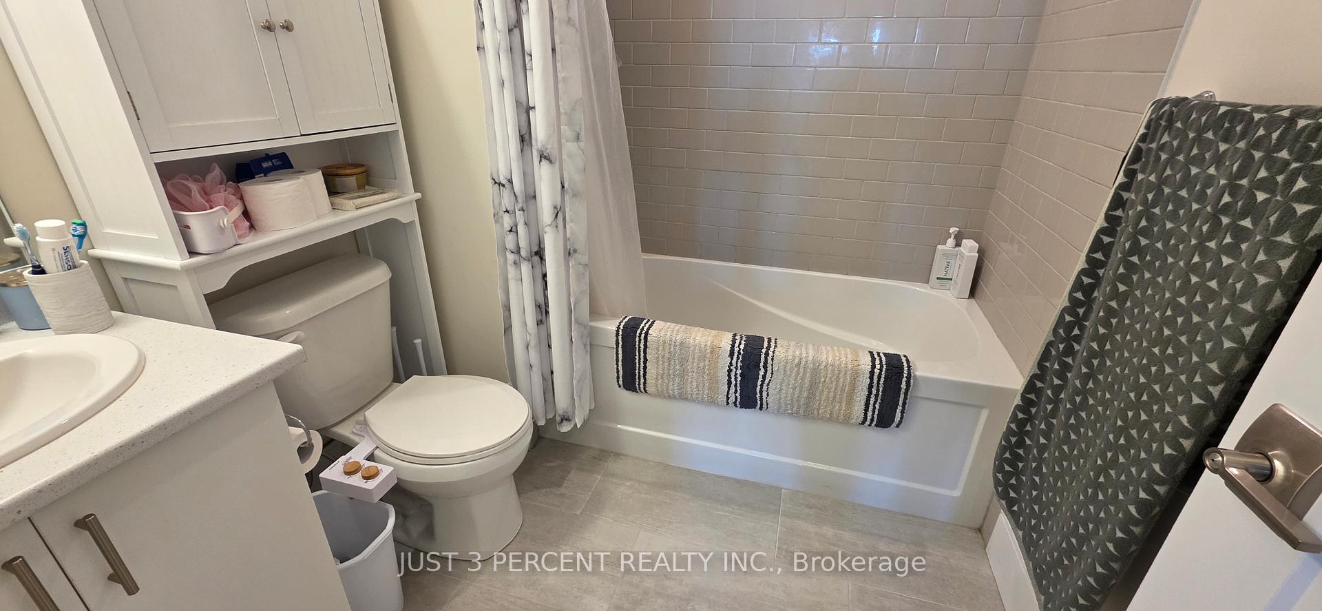 Photo 11 of Unit 309, 340 Florence Drive, Peterborough, Monaghan Ward 2 — HOMEH