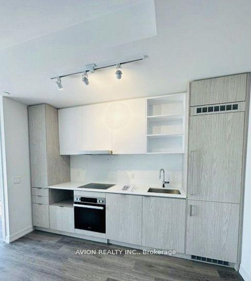 Photo 2 of Unit 6212, 55 Cooper Street, Toronto, Waterfront Communities — HOMEH