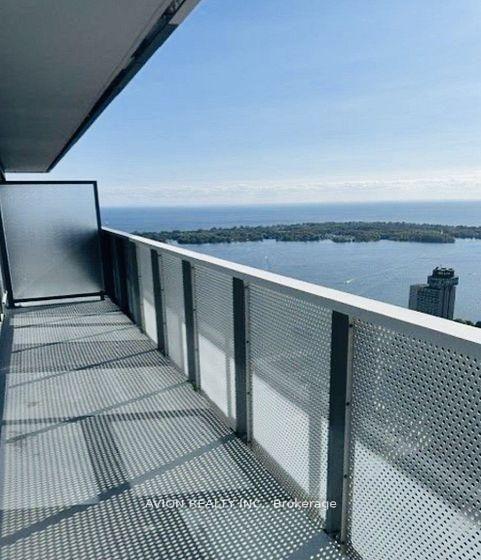 Photo 12 of Unit 6212, 55 Cooper Street, Toronto, Waterfront Communities — HOMEH