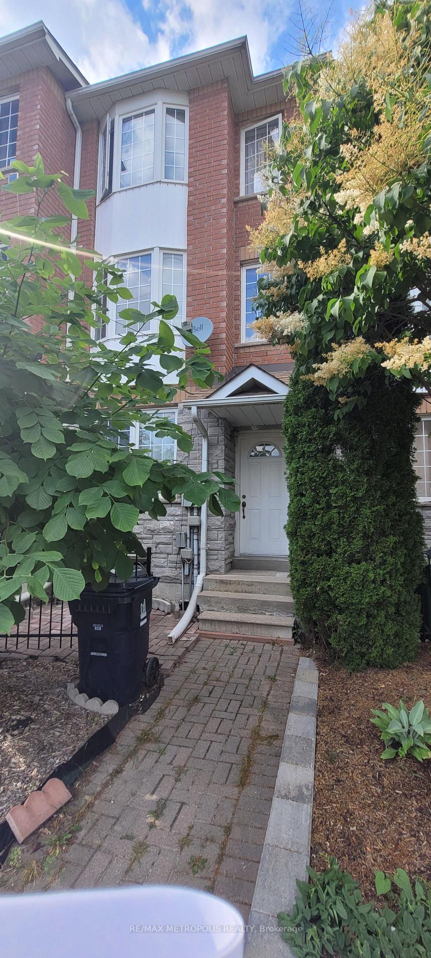 Front of Unit Main, 16B Gower Street