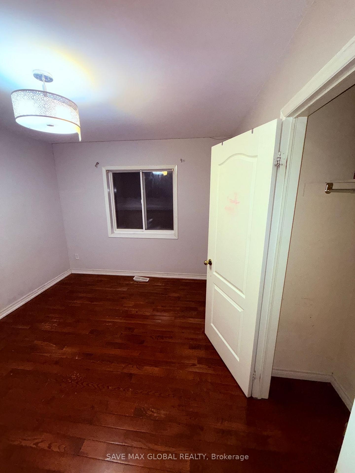 Photo 23 of 142 River Rock Crescent, Brampton, Fletcher's Meadow — HOMEH