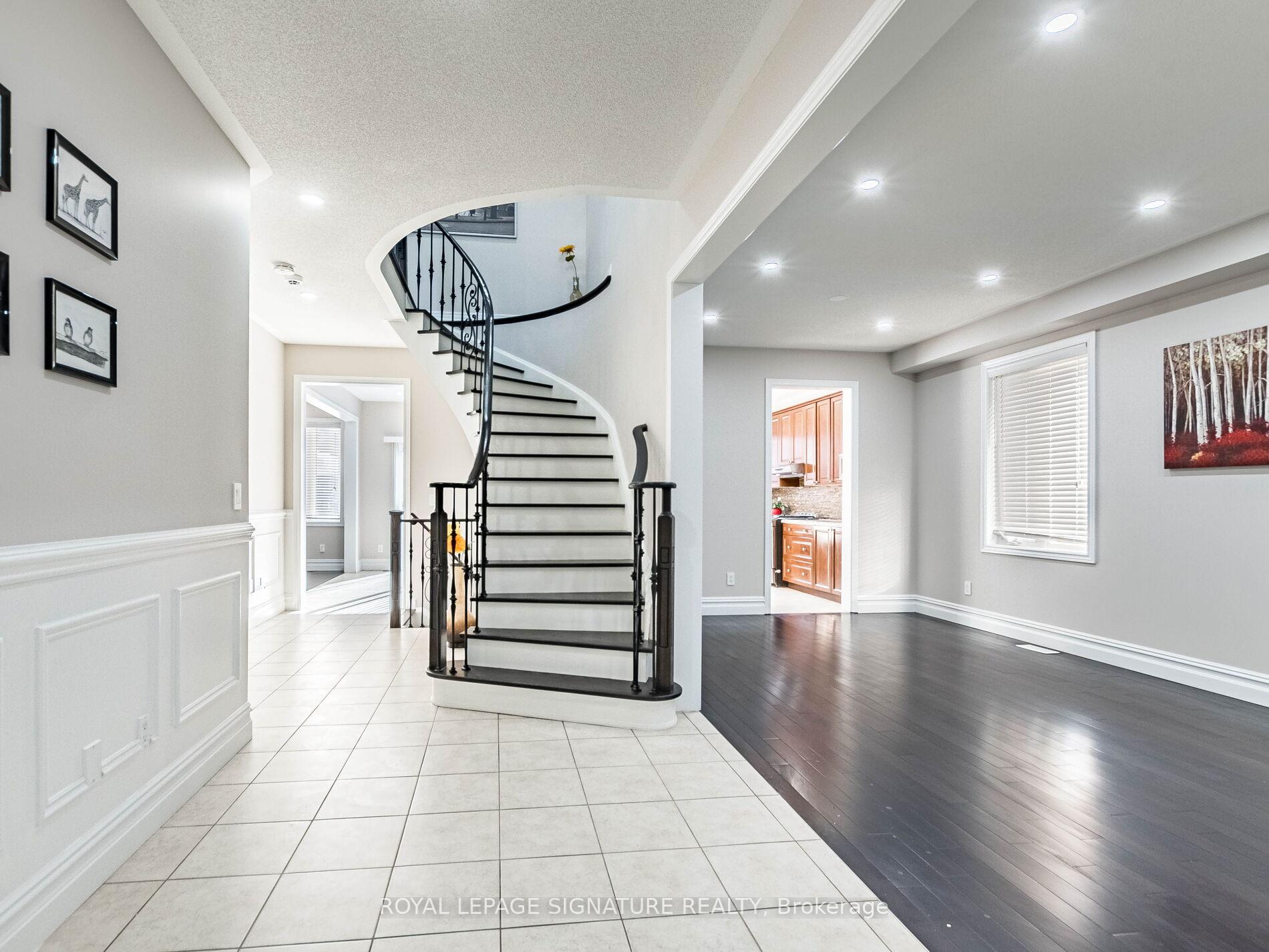 Photo 5 of 521 Bussel Crescent, Milton, Clarke — HOMEH