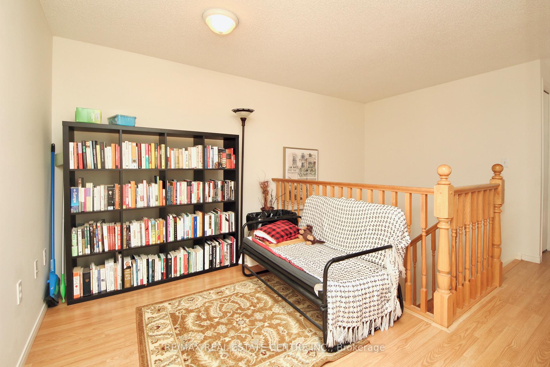 Photo 17 of 40 Eugene Drive, Guelph, Pineridge/Westminster Woods — HOMEH
