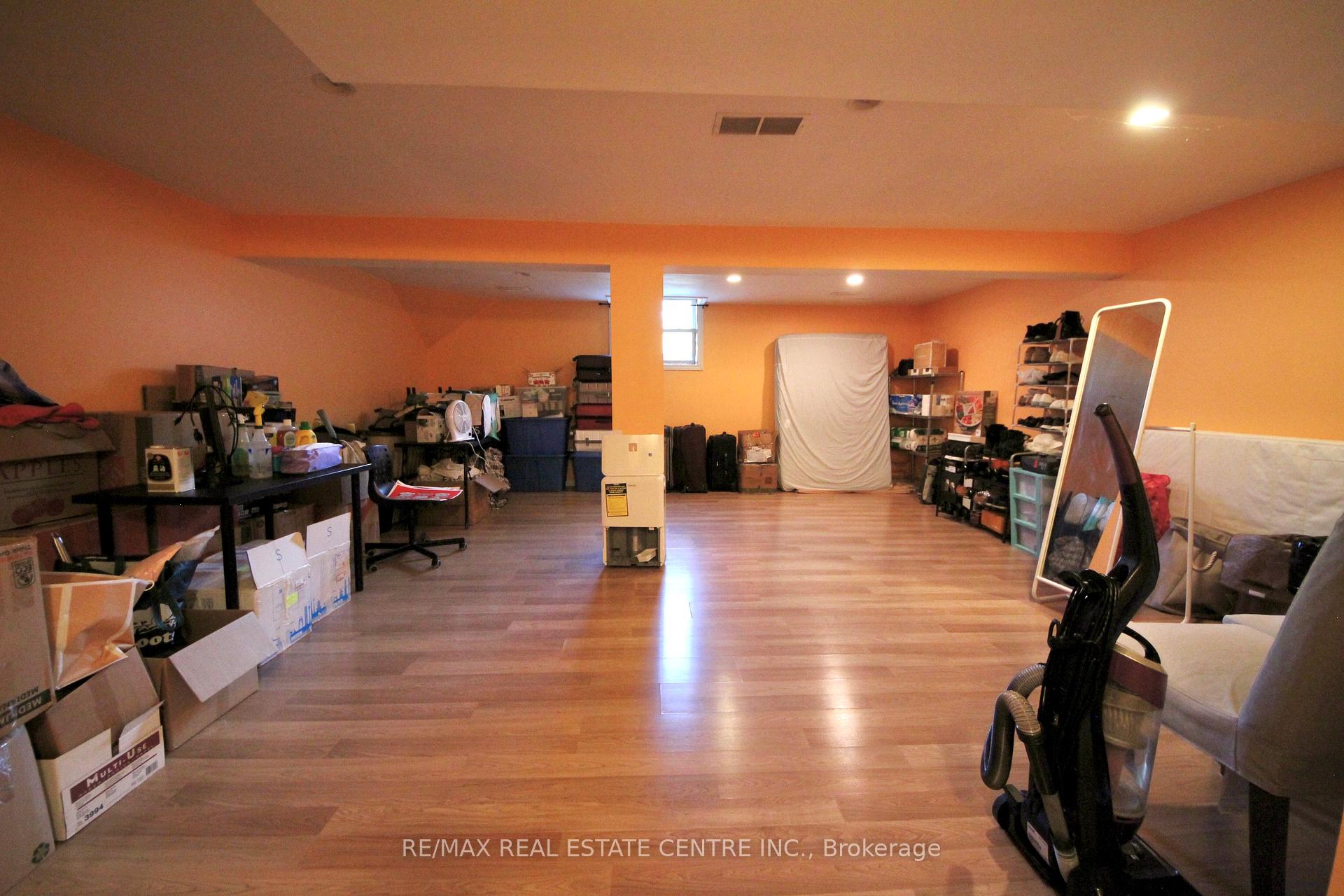 Photo 23 of 40 Eugene Drive, Guelph, Pineridge/Westminster Woods — HOMEH