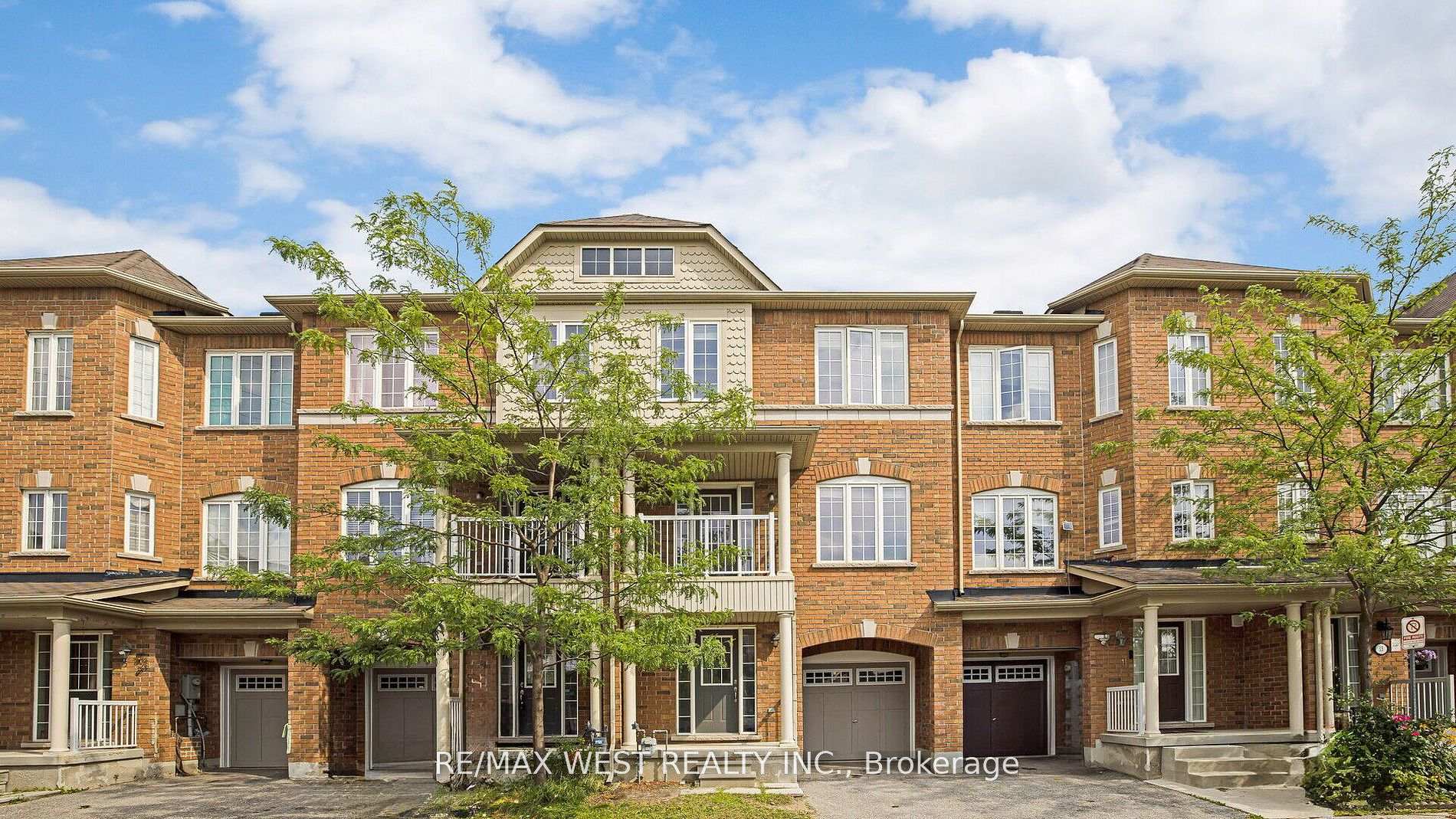 Photo 1 of 9 Freeland Hill W, Brampton, Bram West — HOMEH