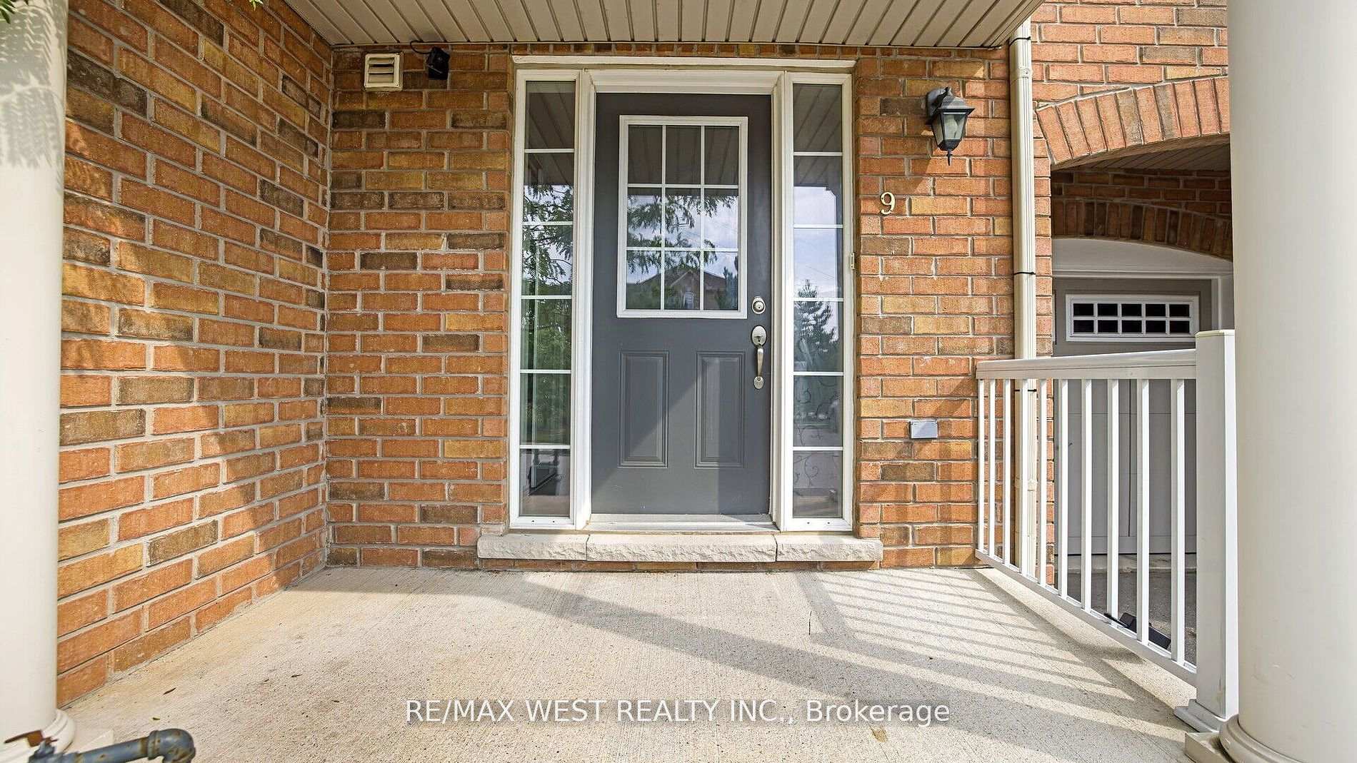 Photo 35 of 9 Freeland Hill W, Brampton, Bram West — HOMEH