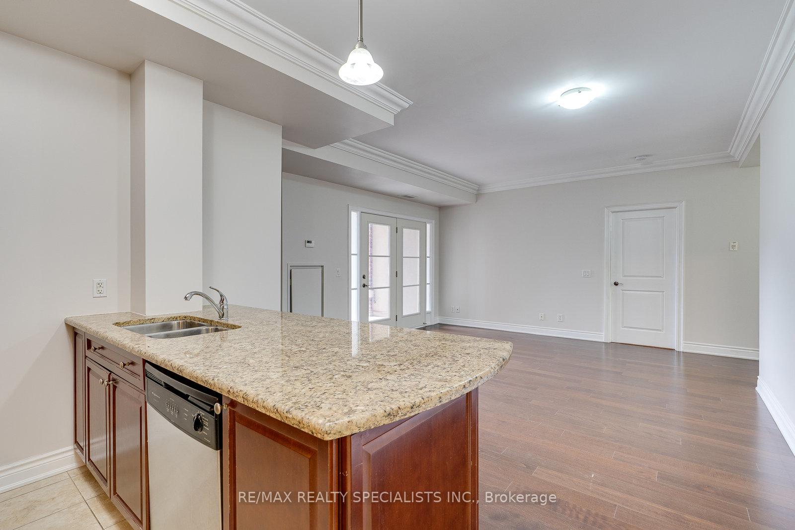 Photo 23 of Unit 401, 60 Ann Street, Caledon, Bolton West — HOMEH