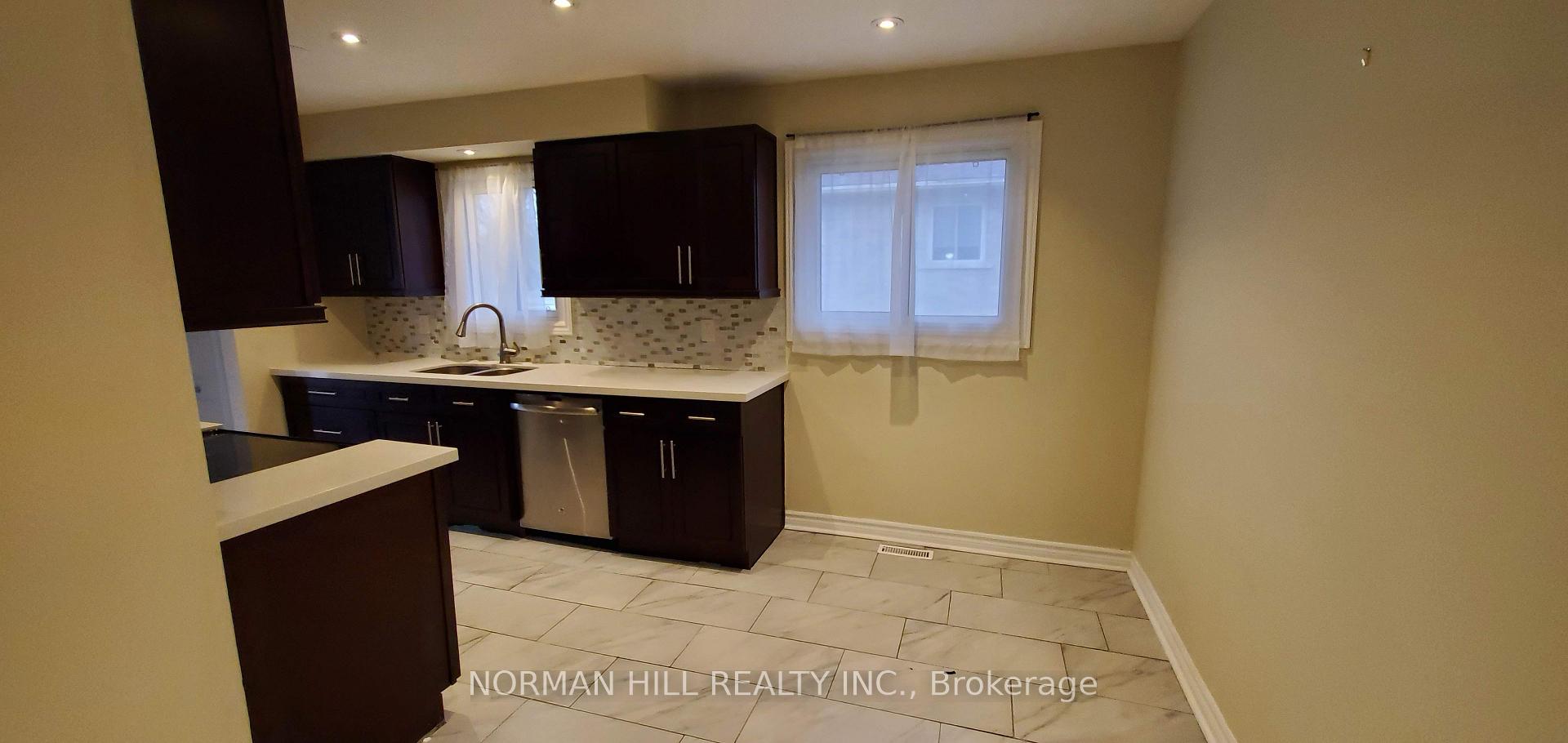 Photo 6 of Unit A, 58 Bernick Drive, Barrie, Georgian Drive — HOMEH