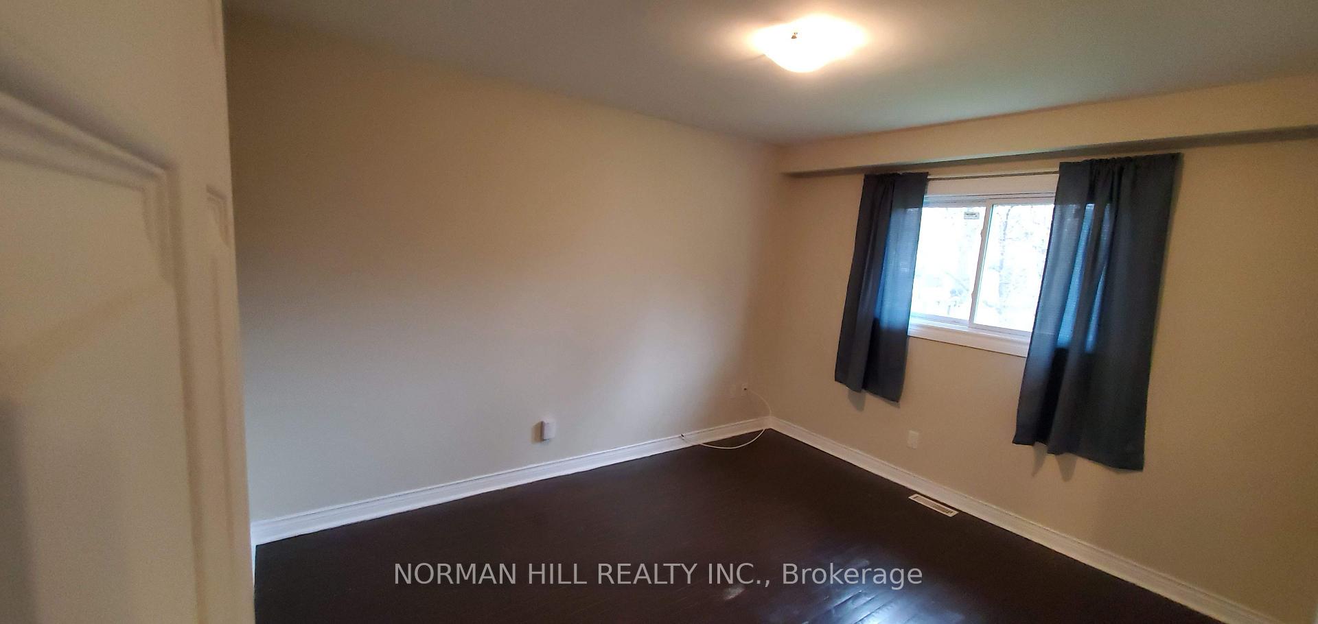 Photo 21 of Unit A, 58 Bernick Drive, Barrie, Georgian Drive — HOMEH