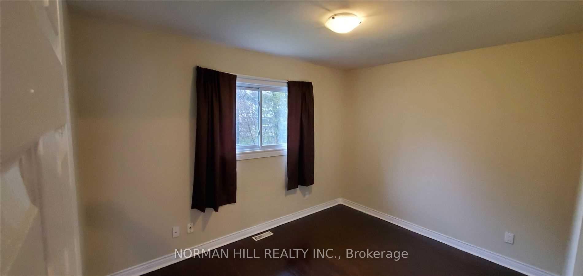 Photo 25 of Unit A, 58 Bernick Drive, Barrie, Georgian Drive — HOMEH