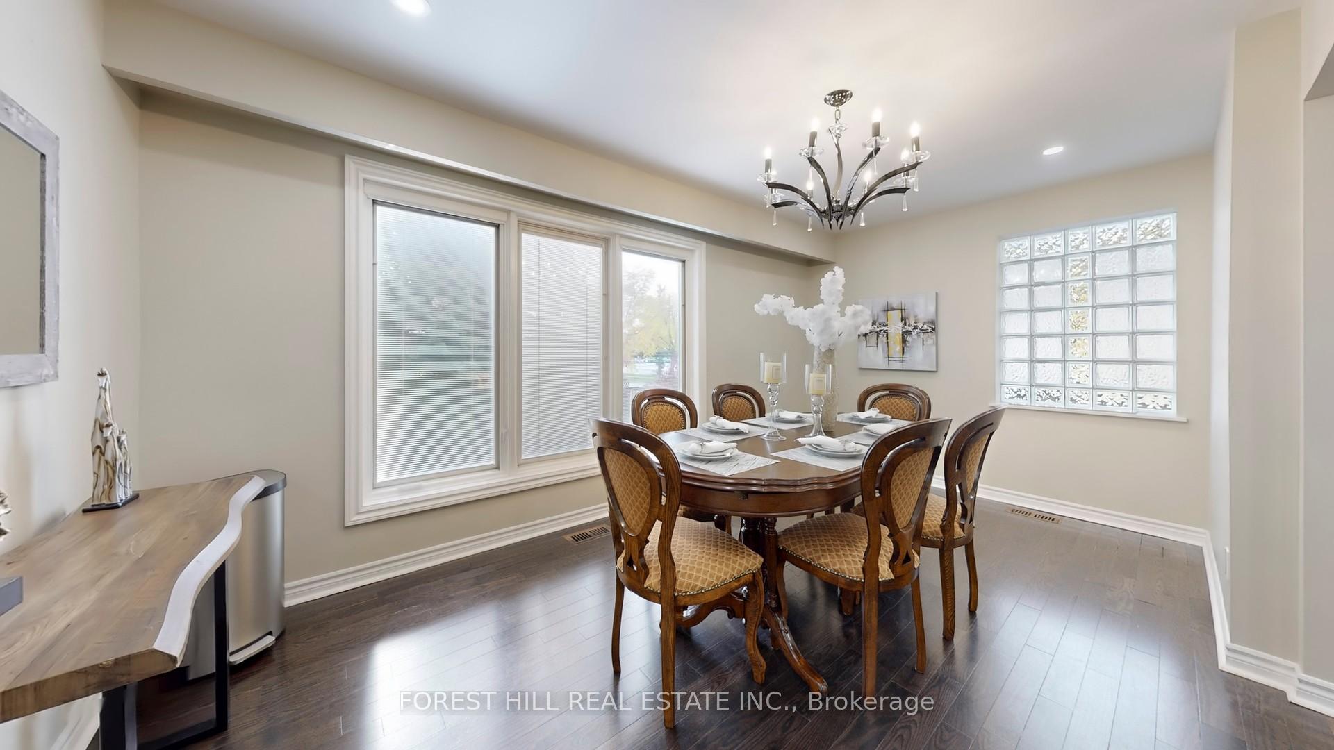 Photo 12 of 7 Mcmorran Crescent, Vaughan, Brownridge — HOMEH