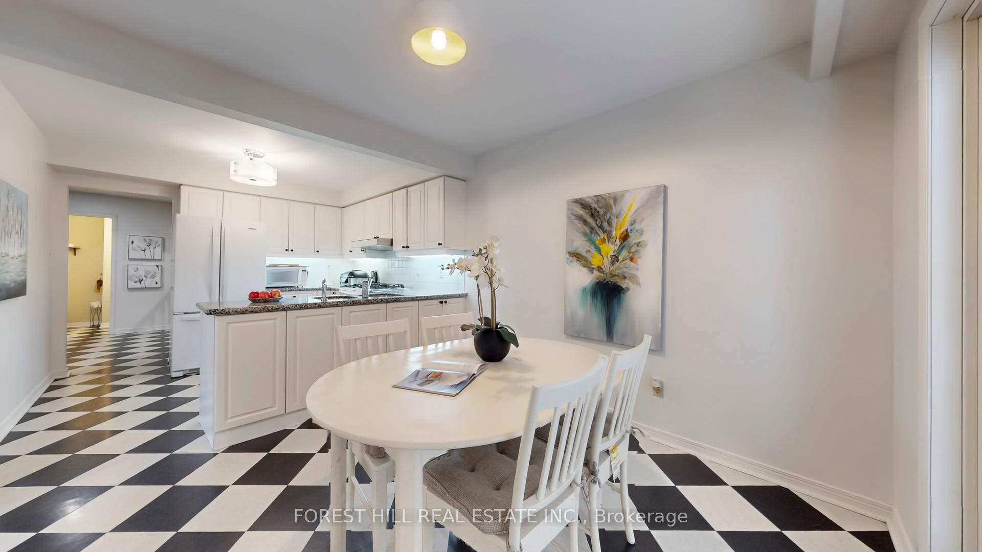 Photo 5 of 7 Mcmorran Crescent, Vaughan, Brownridge — HOMEH