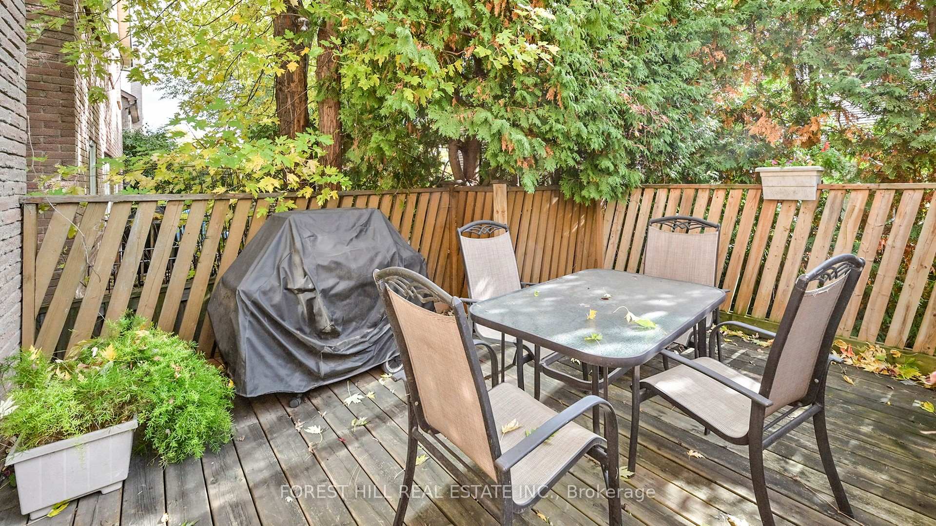 Photo 37 of 7 Mcmorran Crescent, Vaughan, Brownridge — HOMEH