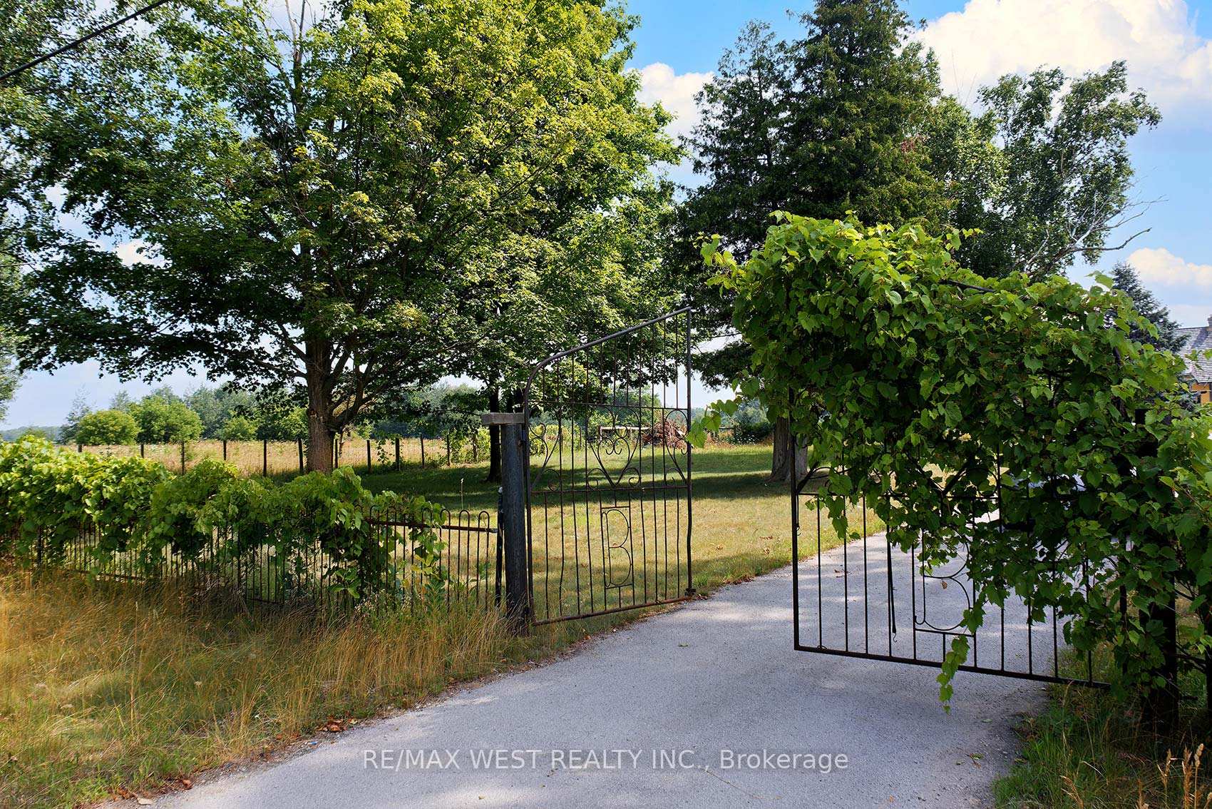 Photo 3 of 7640 Highway 26, Clearview, Rural Clearview — HOMEH