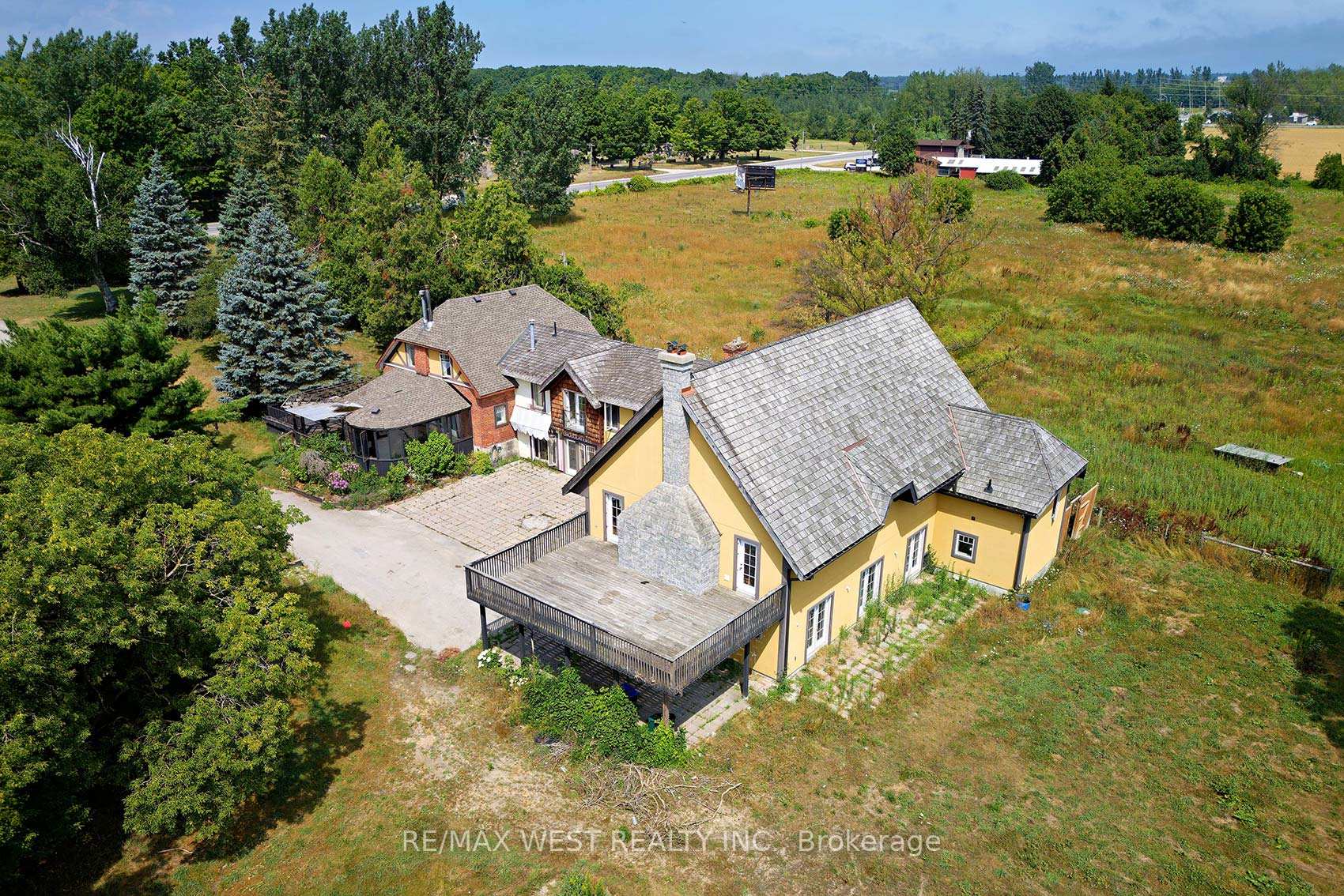 Photo 4 of 7640 Highway 26, Clearview, Rural Clearview — HOMEH