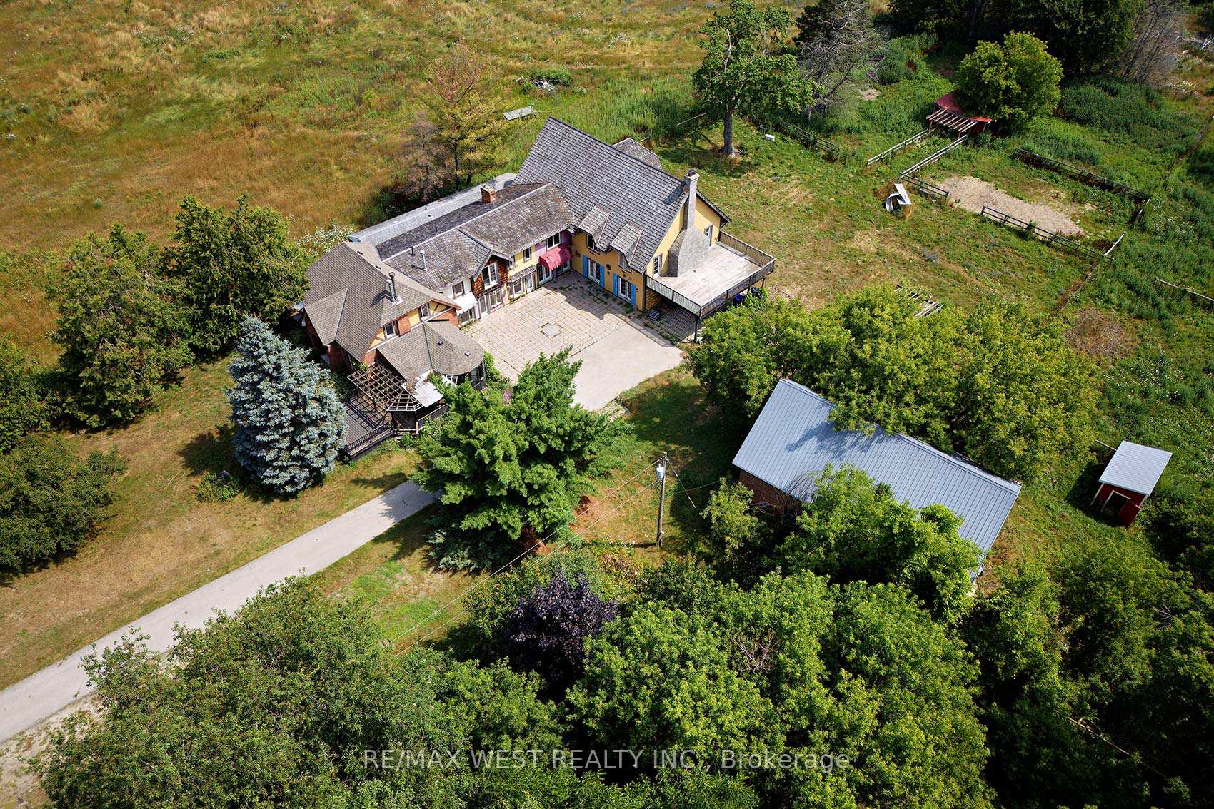 Photo 13 of 7640 Highway 26, Clearview, Rural Clearview — HOMEH