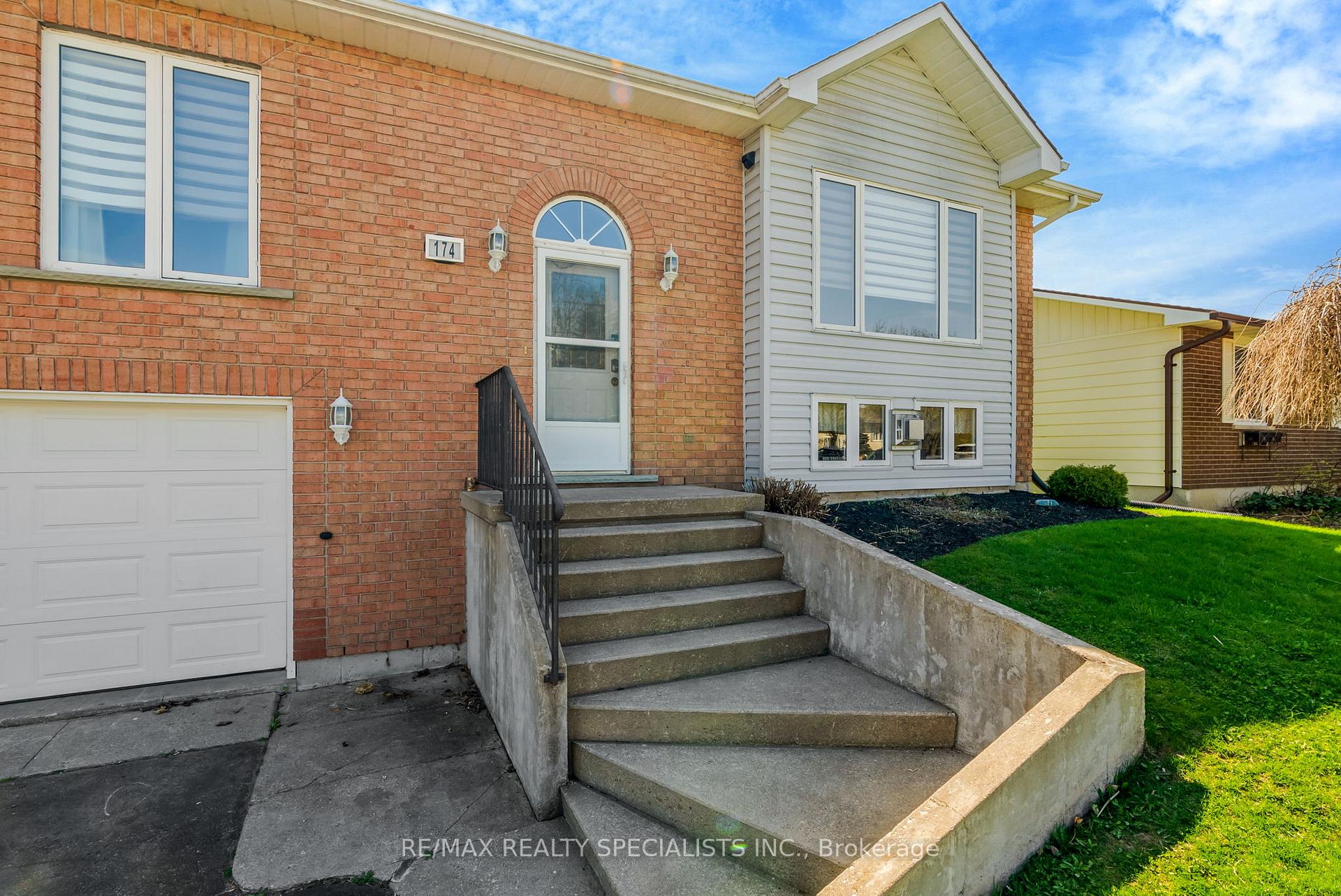 Photo 40 of 174 Charles Street, North Huron, Wingham — HOMEH