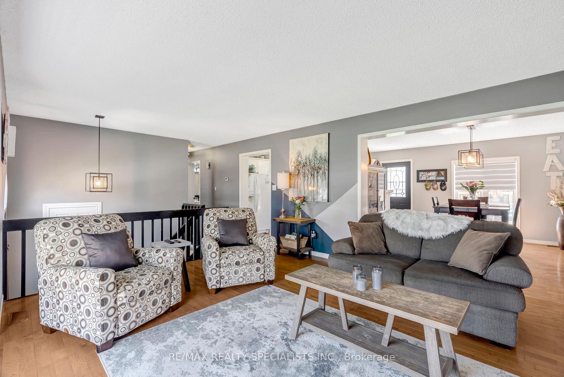 Photo 7 of 174 Charles Street, North Huron, Wingham — HOMEH