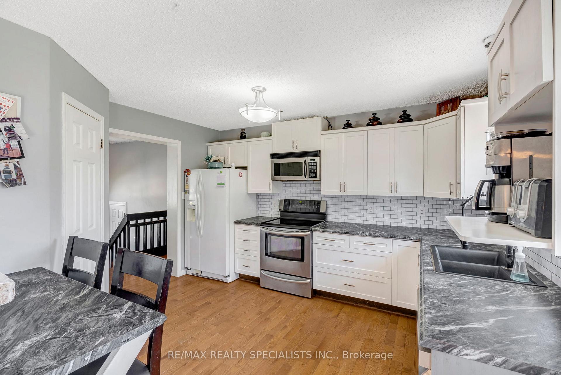 Photo 12 of 174 Charles Street, North Huron, Wingham — HOMEH