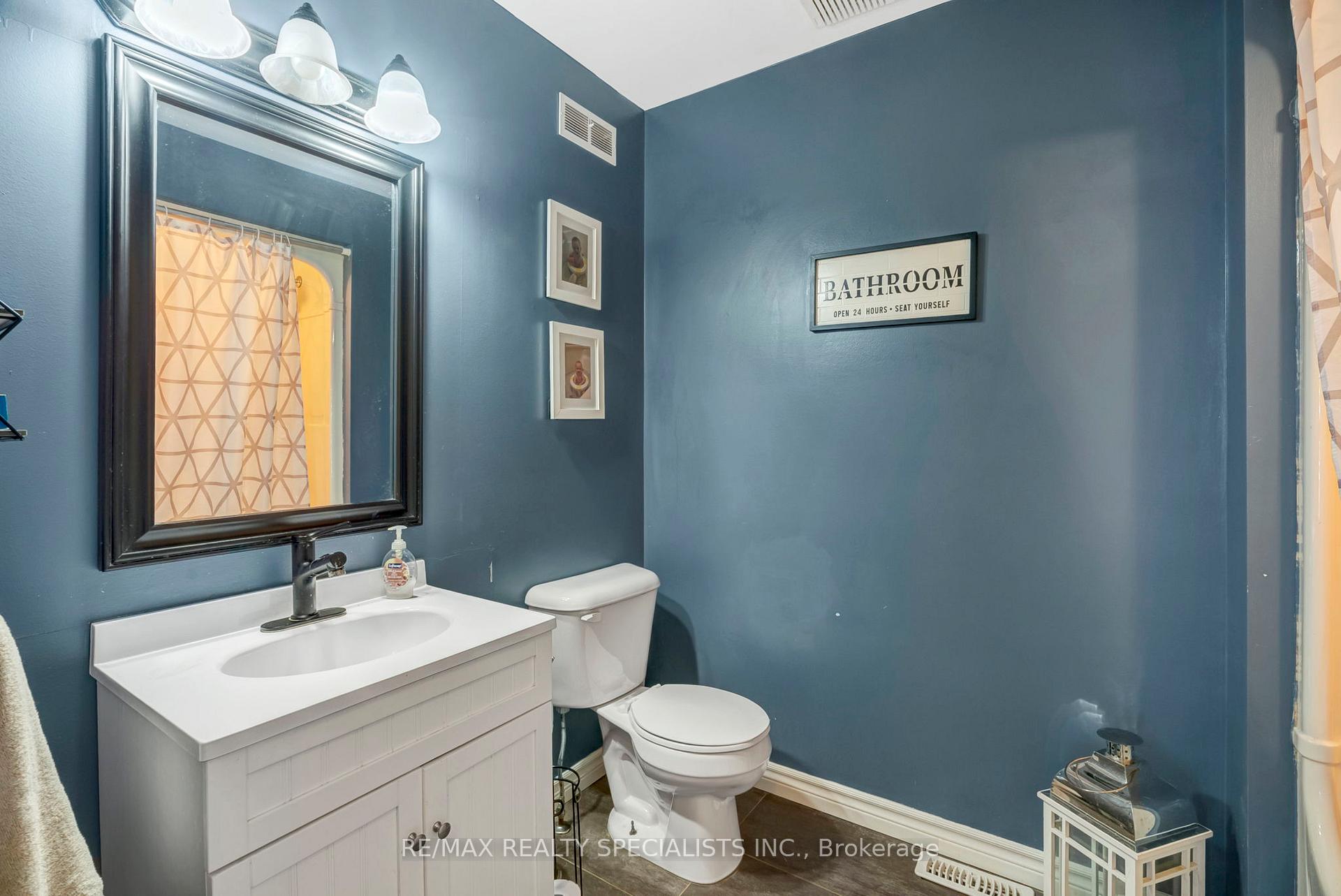 Photo 17 of 174 Charles Street, North Huron, Wingham — HOMEH
