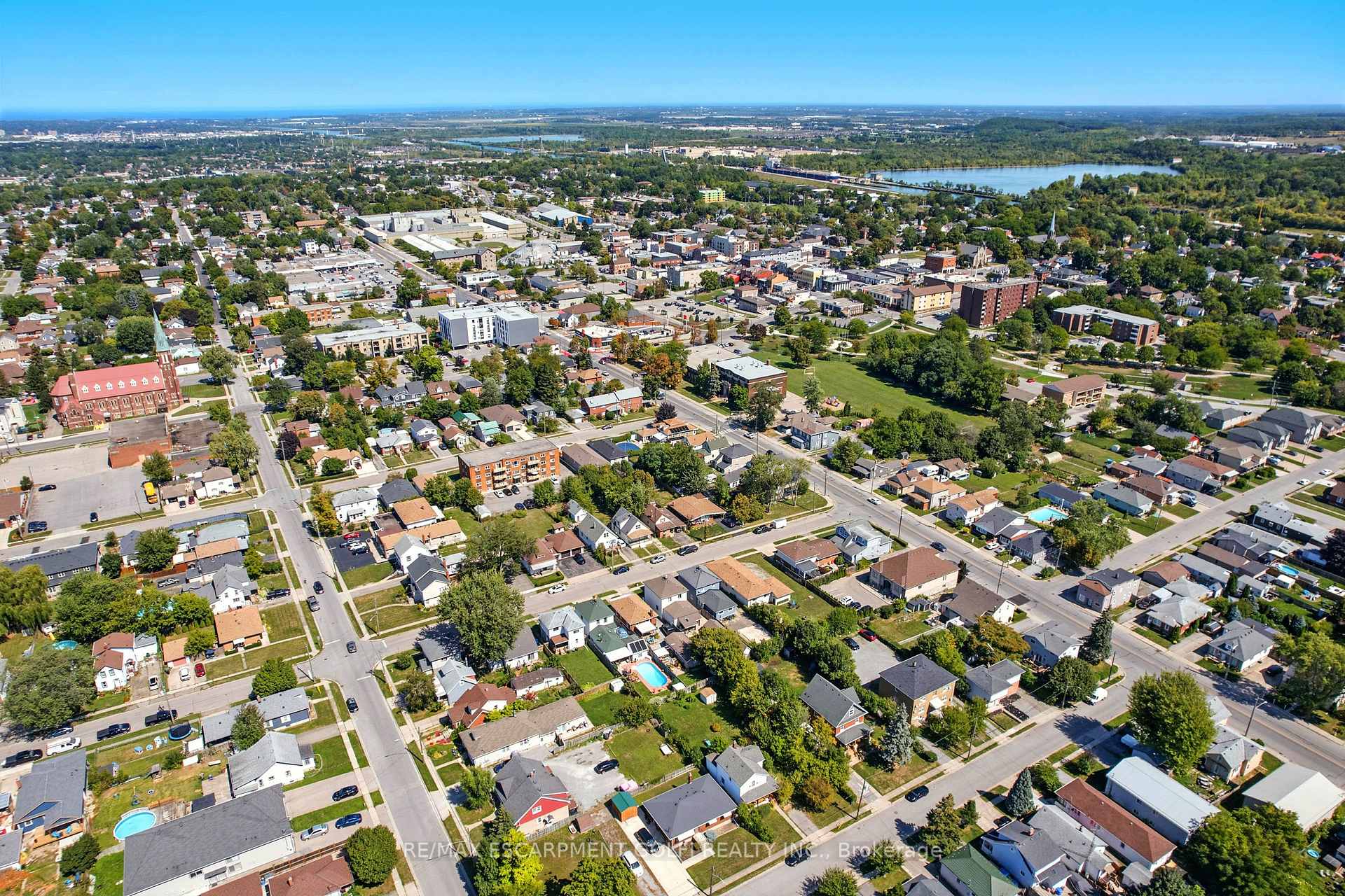 Photo 20 of 8 Maitland Street, Thorold, Thorold Downtown — HOMEH