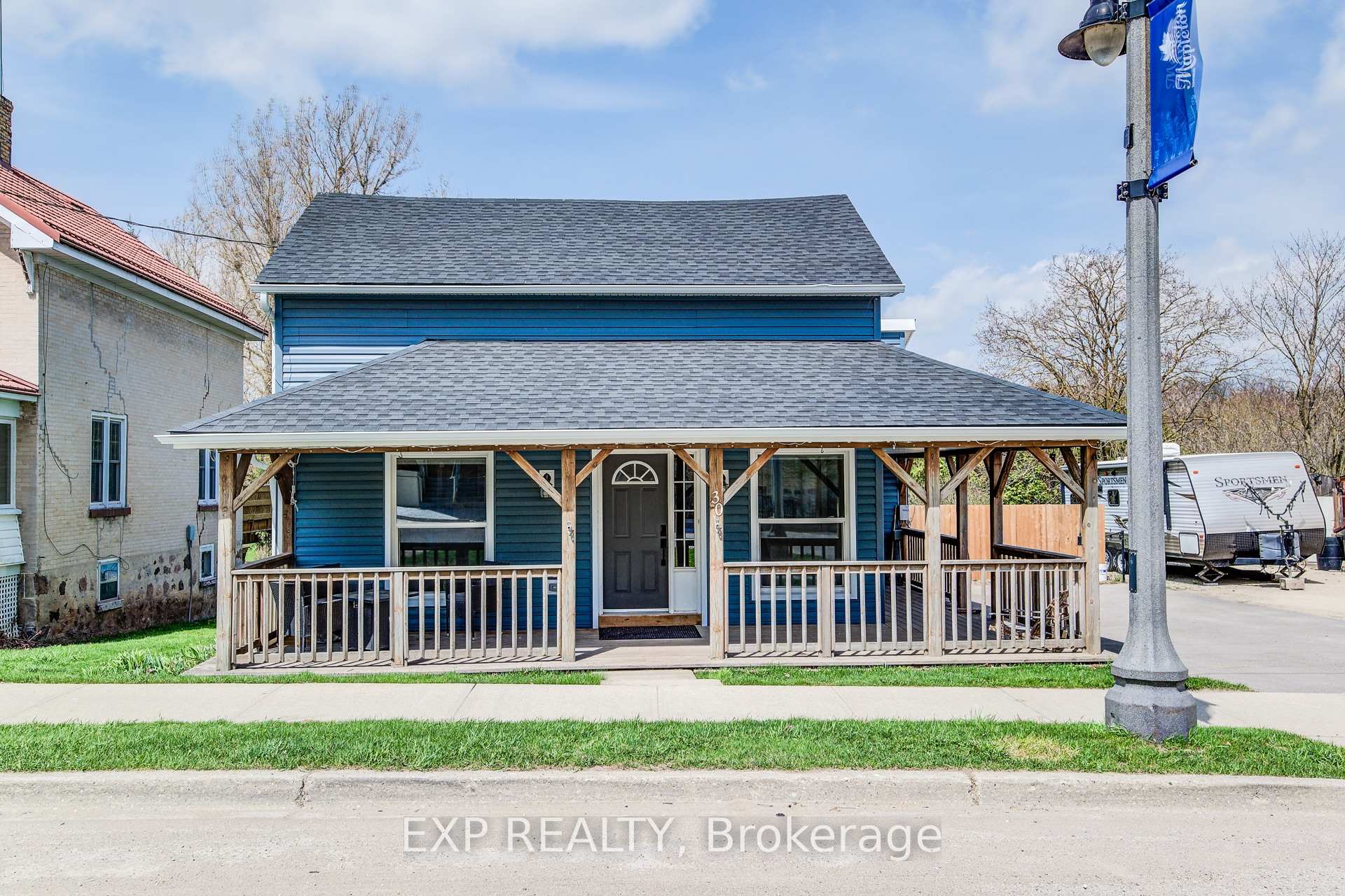 Photo 2 of 30 Wellington Street S, Mapleton, Rural Mapleton — HOMEH