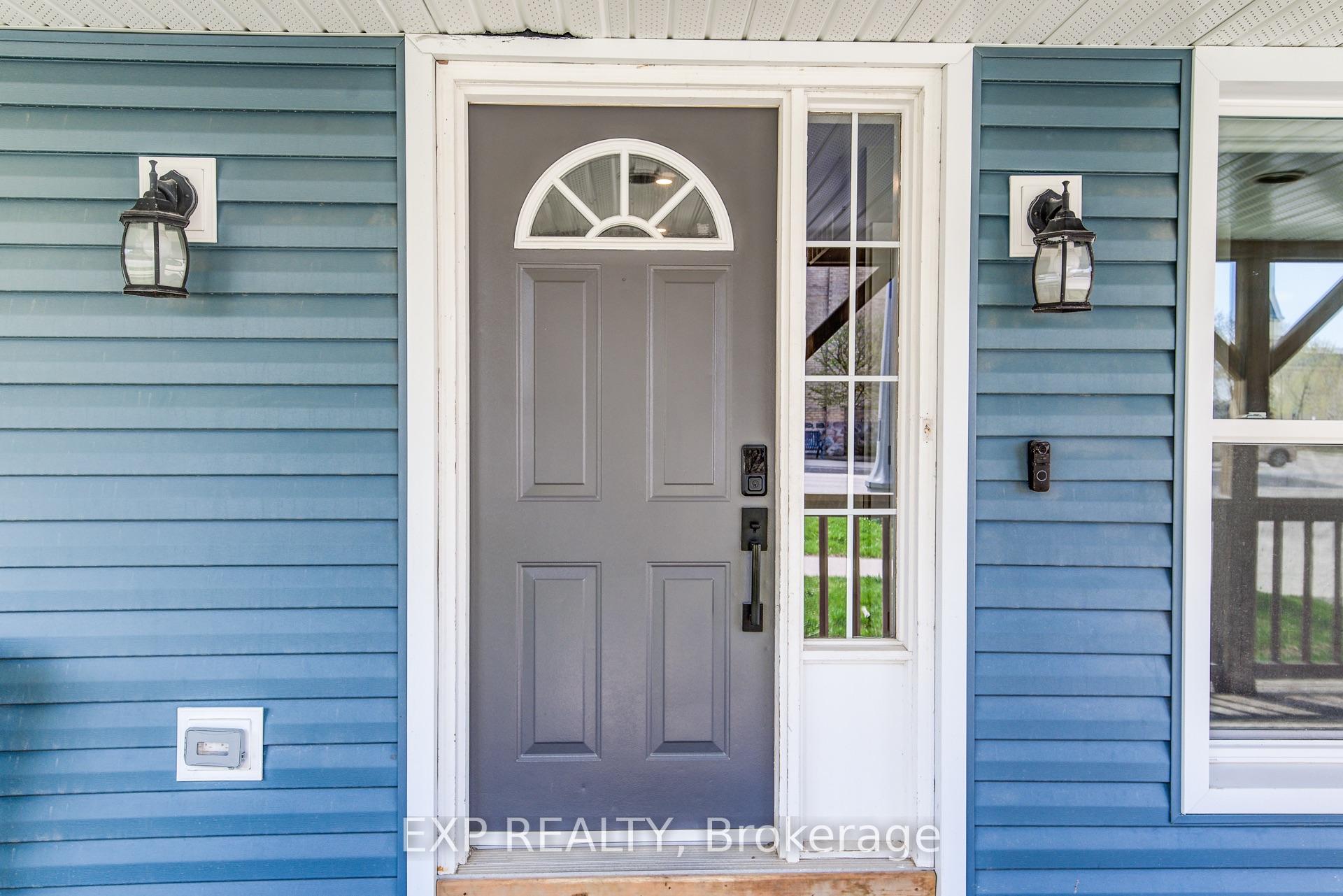 Photo 5 of 30 Wellington Street S, Mapleton, Rural Mapleton — HOMEH