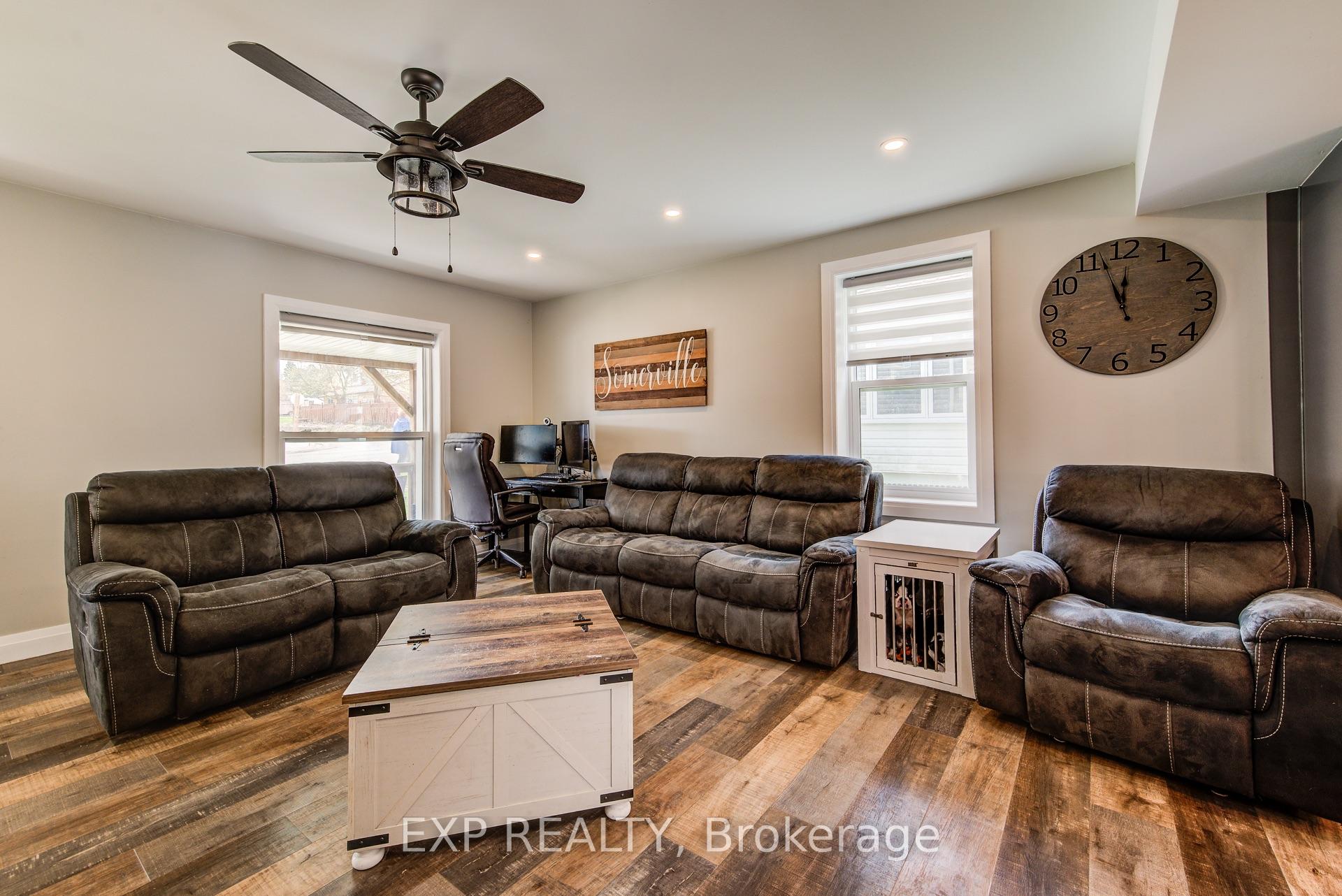 Photo 21 of 30 Wellington Street S, Mapleton, Rural Mapleton — HOMEH