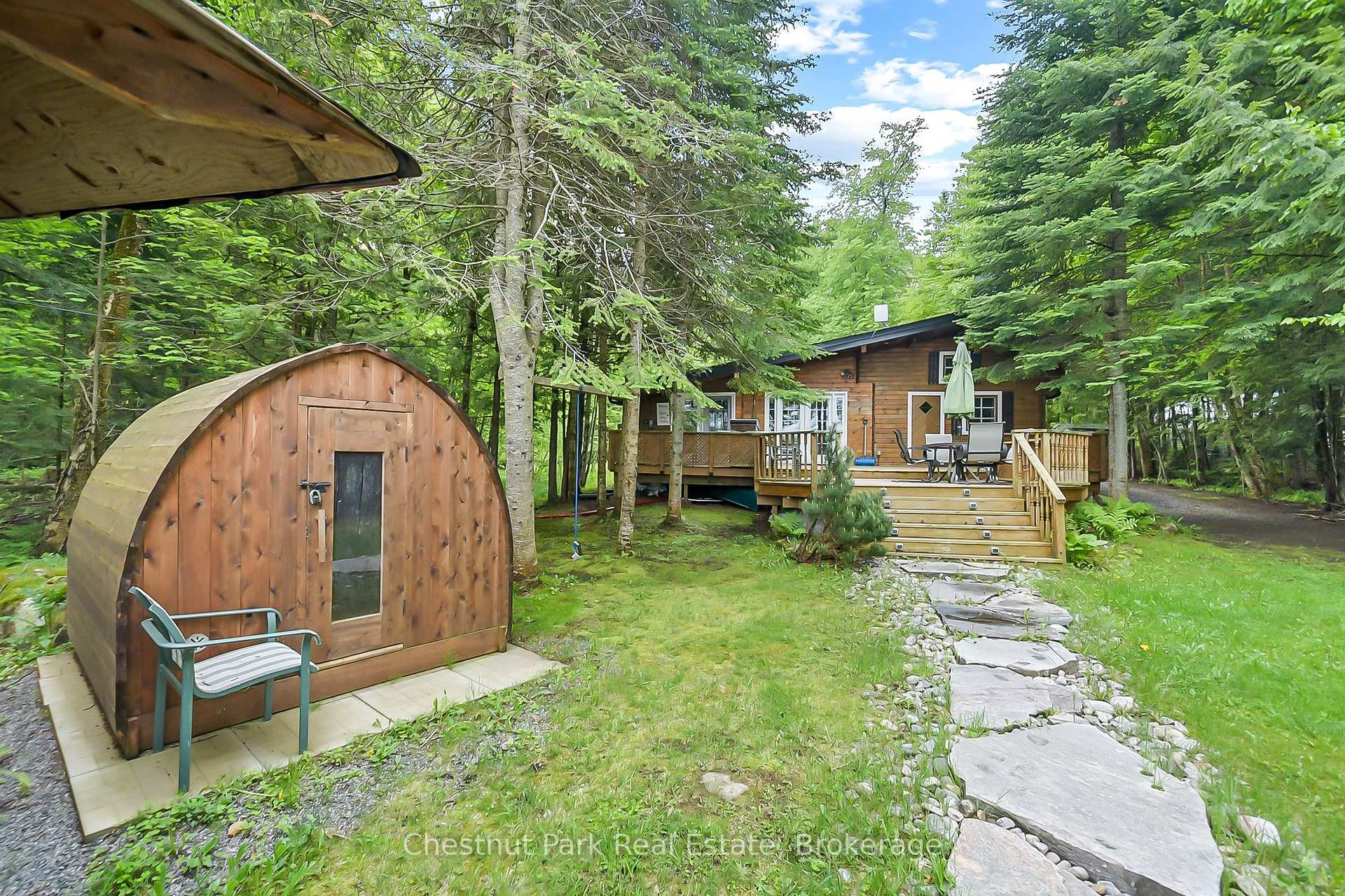 Photo 14 of 1002 Leech Lake Point Road, Bracebridge, Oakley — HOMEH