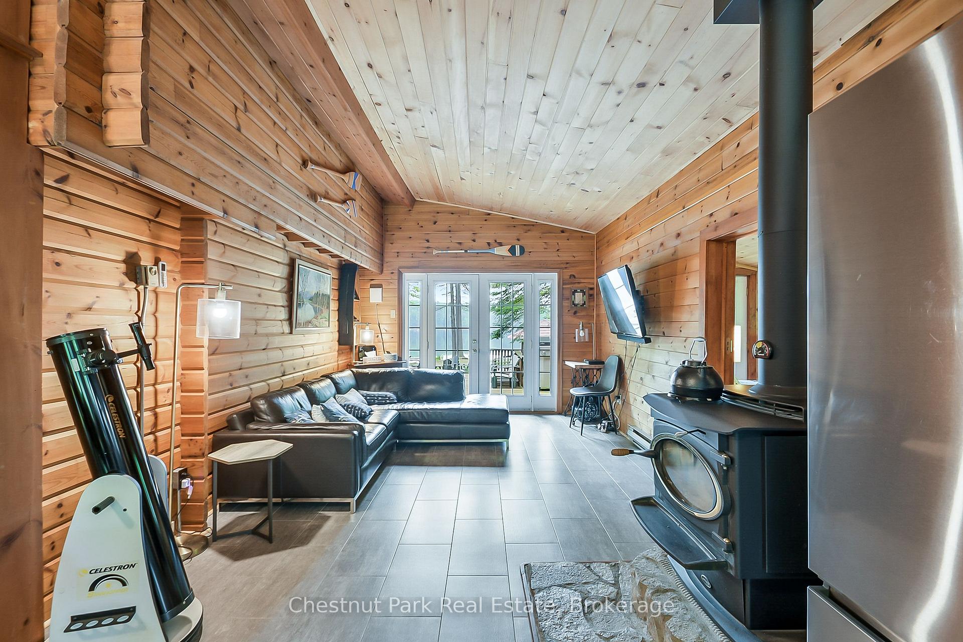 Photo 13 of 1002 Leech Lake Point Road, Bracebridge, Oakley — HOMEH