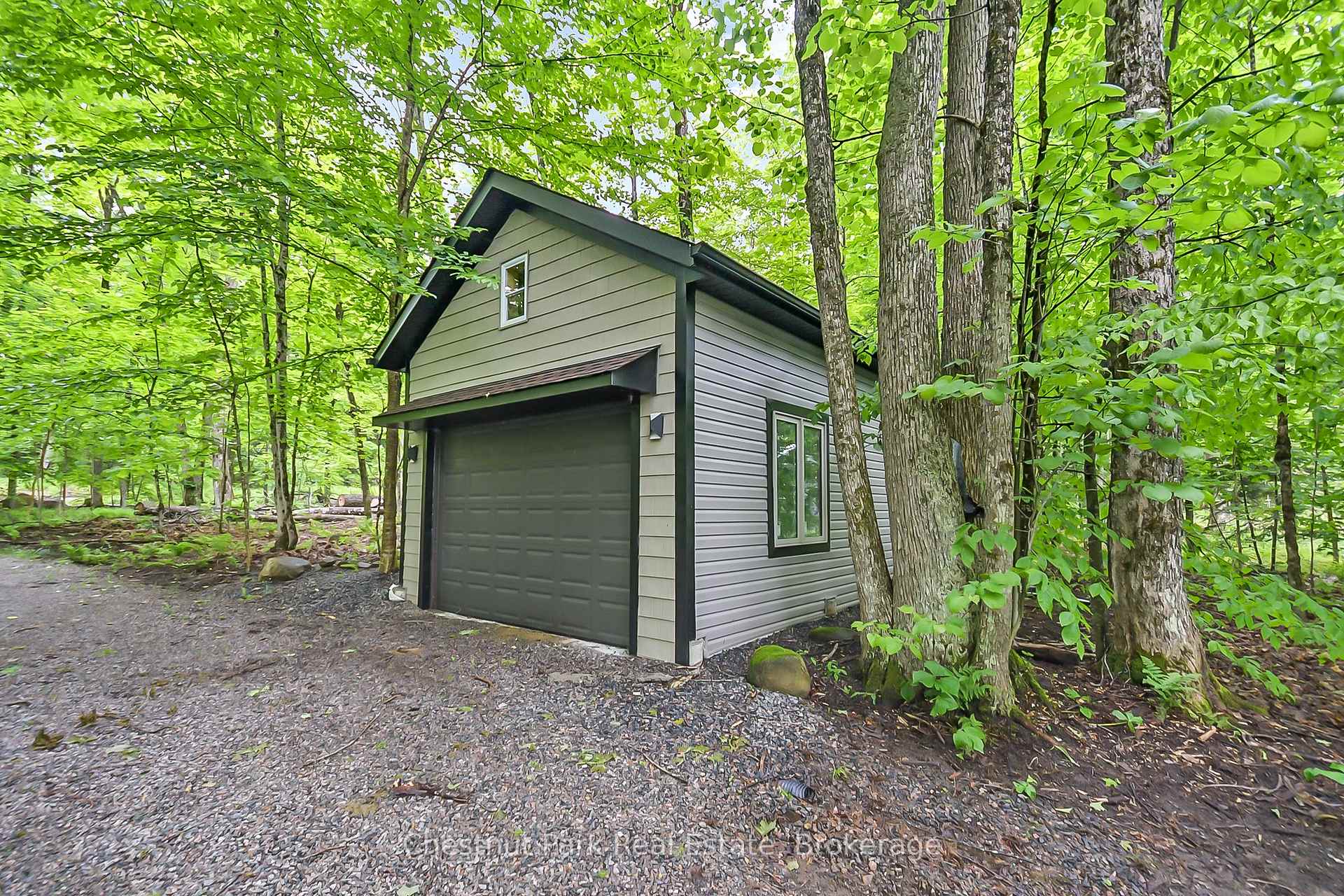 Photo 39 of 1002 Leech Lake Point Road, Bracebridge, Oakley — HOMEH