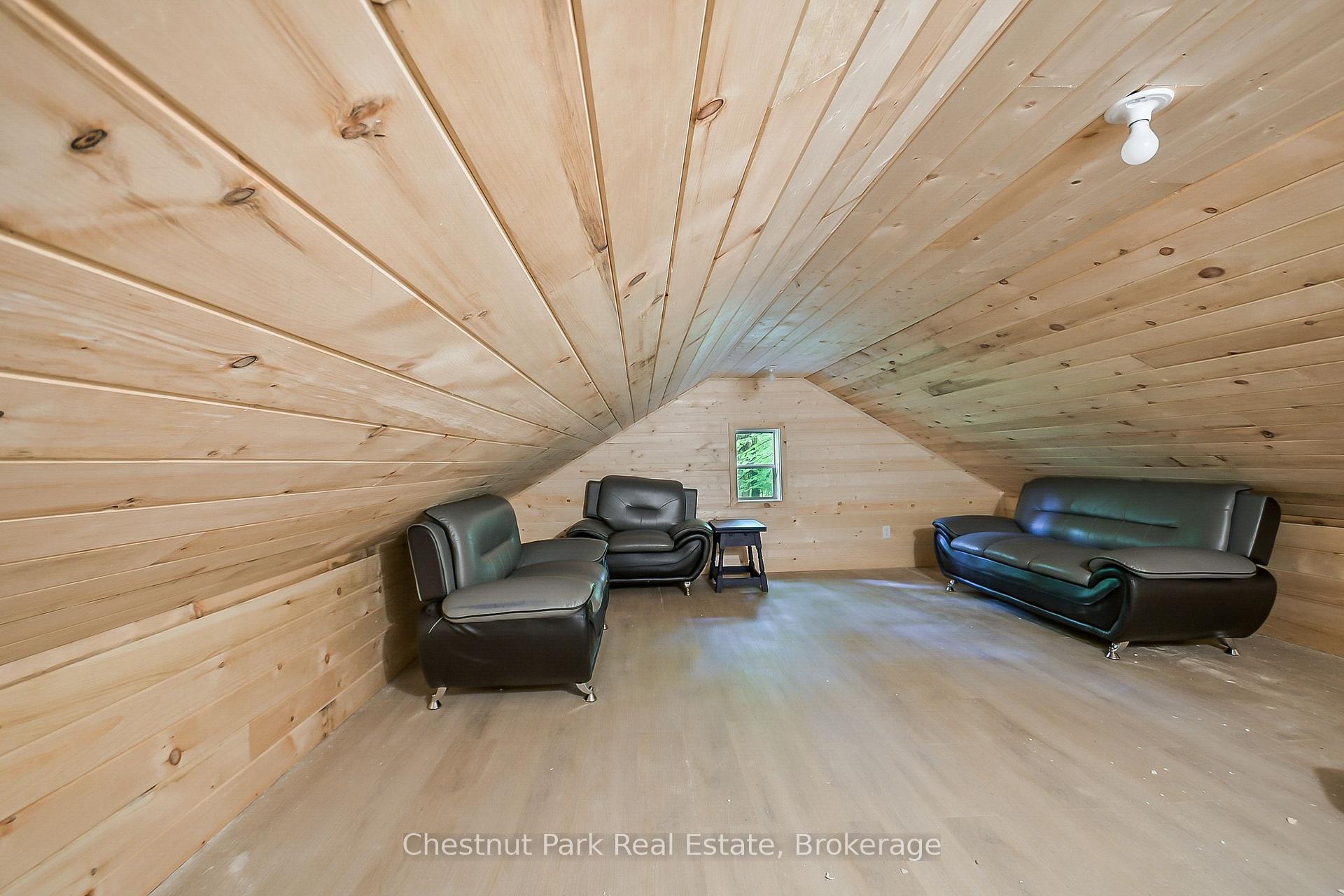 Photo 35 of 1002 Leech Lake Point Road, Bracebridge, Oakley — HOMEH
