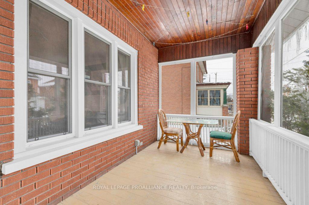 Photo 3 of 107 Catharine Street, Belleville, Belleville Ward — HOMEH