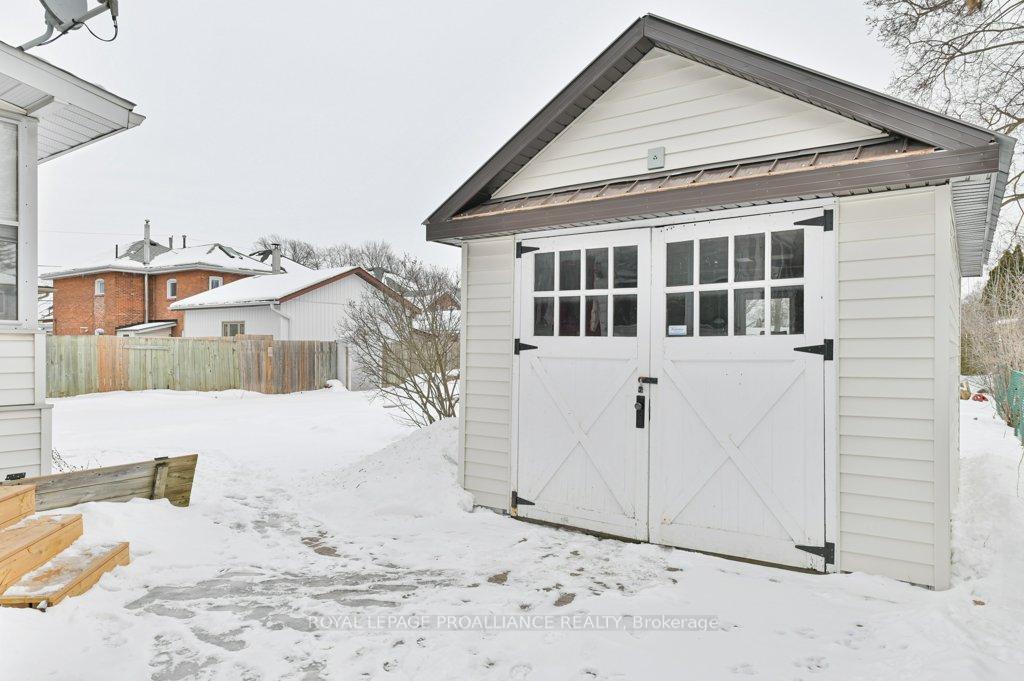 Photo 27 of 107 Catharine Street, Belleville, Belleville Ward — HOMEH