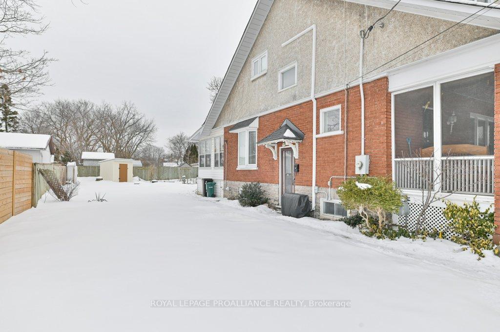 Photo 29 of 107 Catharine Street, Belleville, Belleville Ward — HOMEH