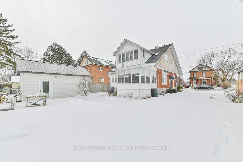 Photo 30 of 107 Catharine Street, Belleville, Belleville Ward — HOMEH