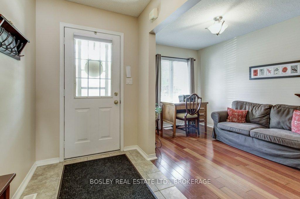 Photo 7 of Unit 11, 303 Central Avenue, Grimsby, Grimsby East — HOMEH