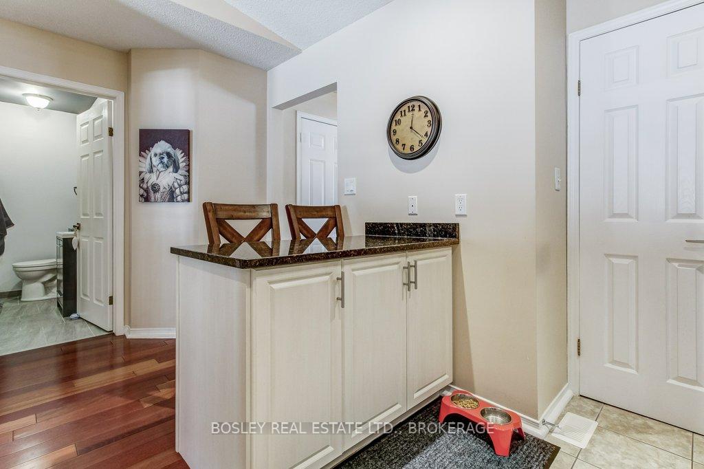Photo 11 of Unit 11, 303 Central Avenue, Grimsby, Grimsby East — HOMEH