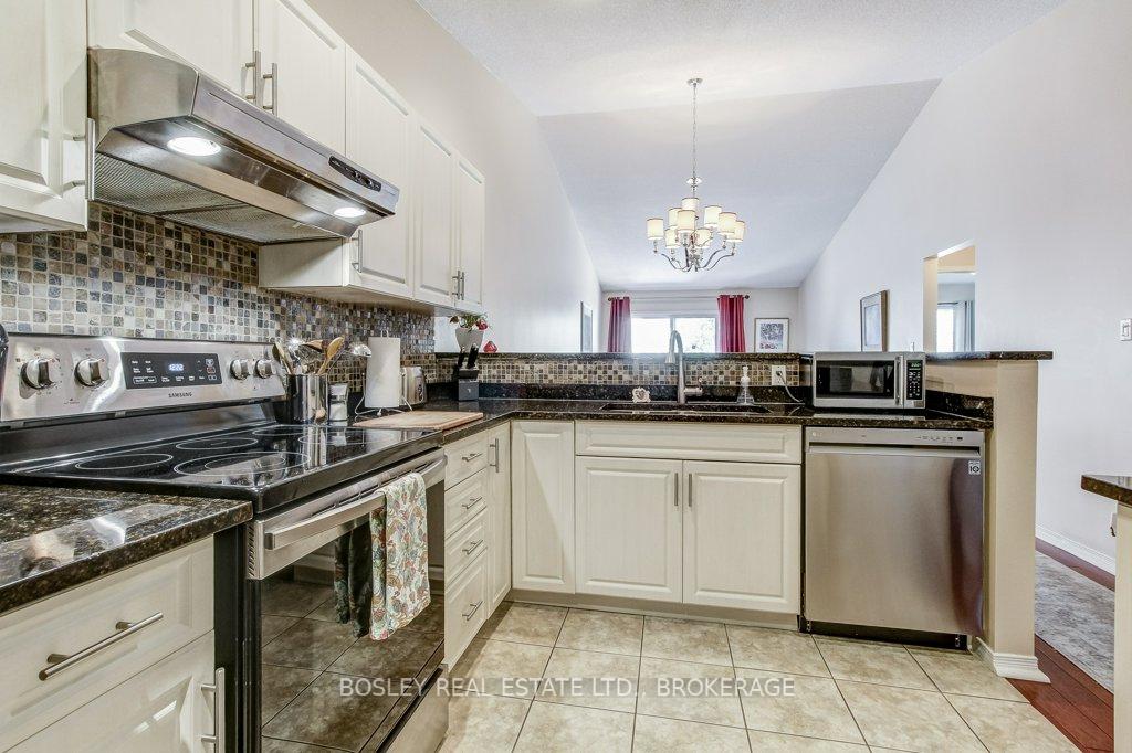 Photo 15 of Unit 11, 303 Central Avenue, Grimsby, Grimsby East — HOMEH