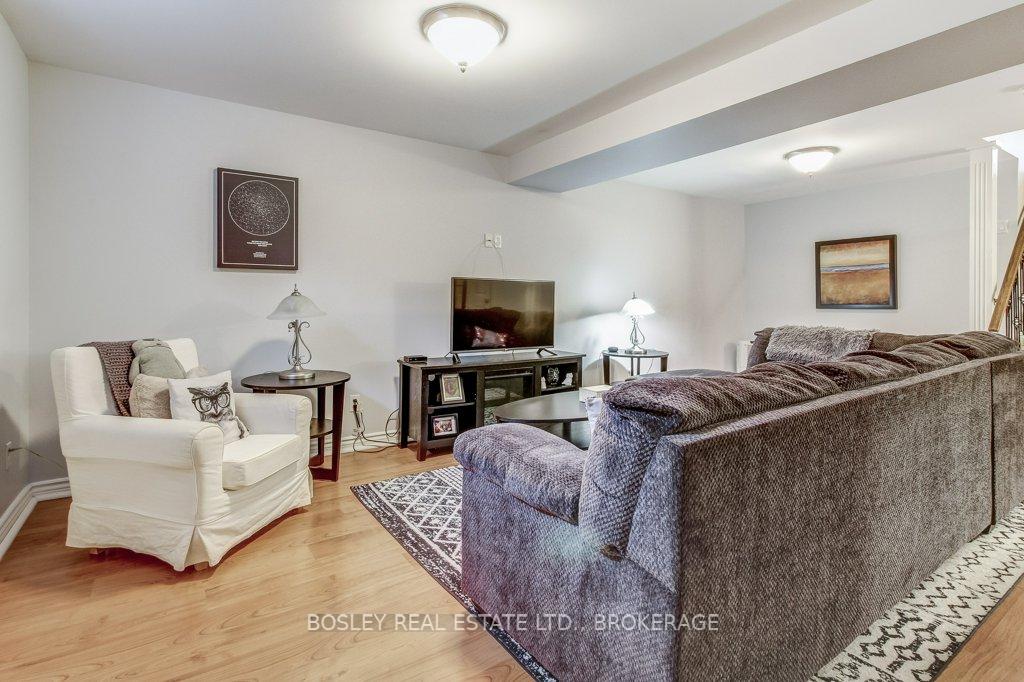 Photo 22 of Unit 11, 303 Central Avenue, Grimsby, Grimsby East — HOMEH
