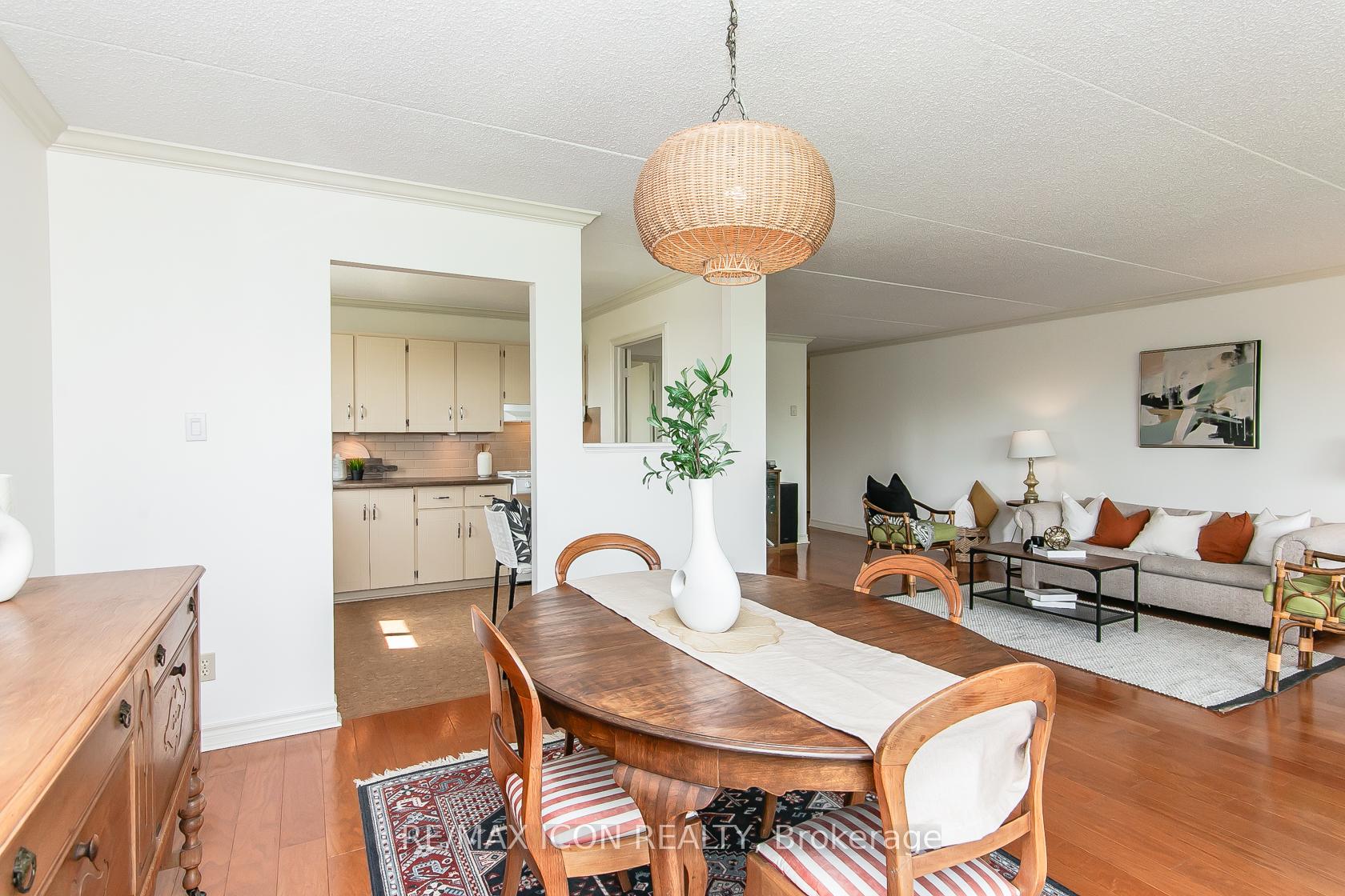 Photo 8 of Unit 508, 22 Marilyn Drive, Guelph, Riverside Park — HOMEH