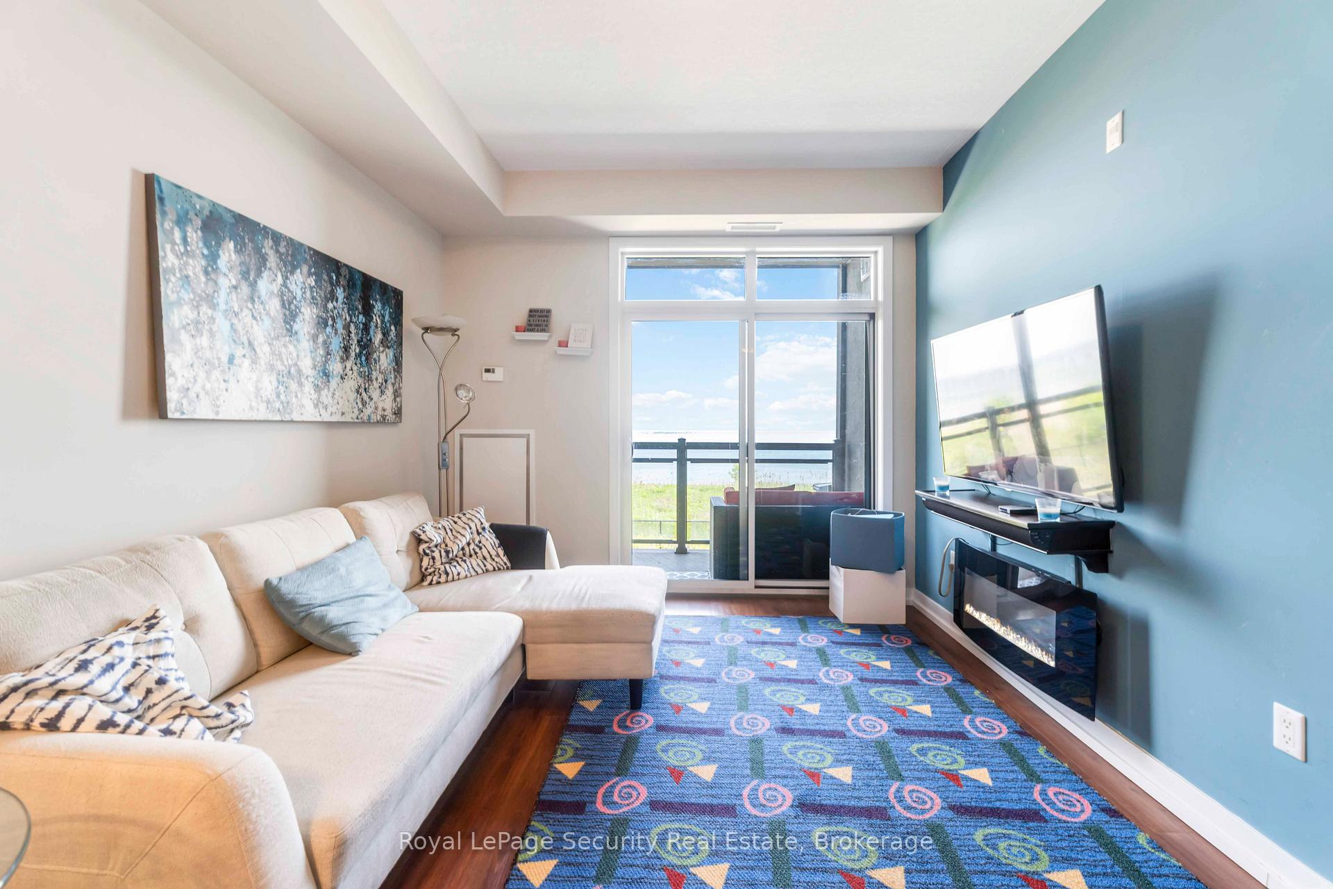 Photo 12 of Unit 203, 35 Southshore Crescent, Hamilton, Stoney Creek — HOMEH