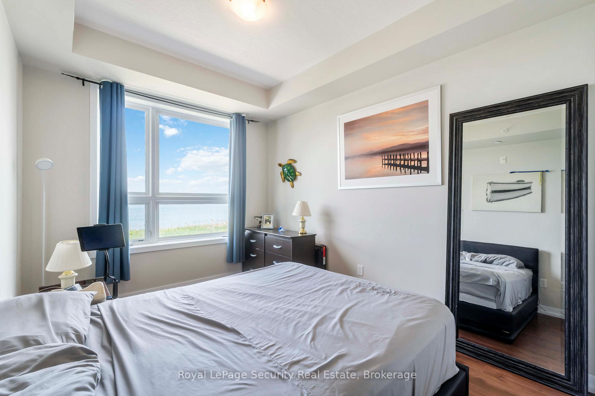 Photo 15 of Unit 203, 35 Southshore Crescent, Hamilton, Stoney Creek — HOMEH