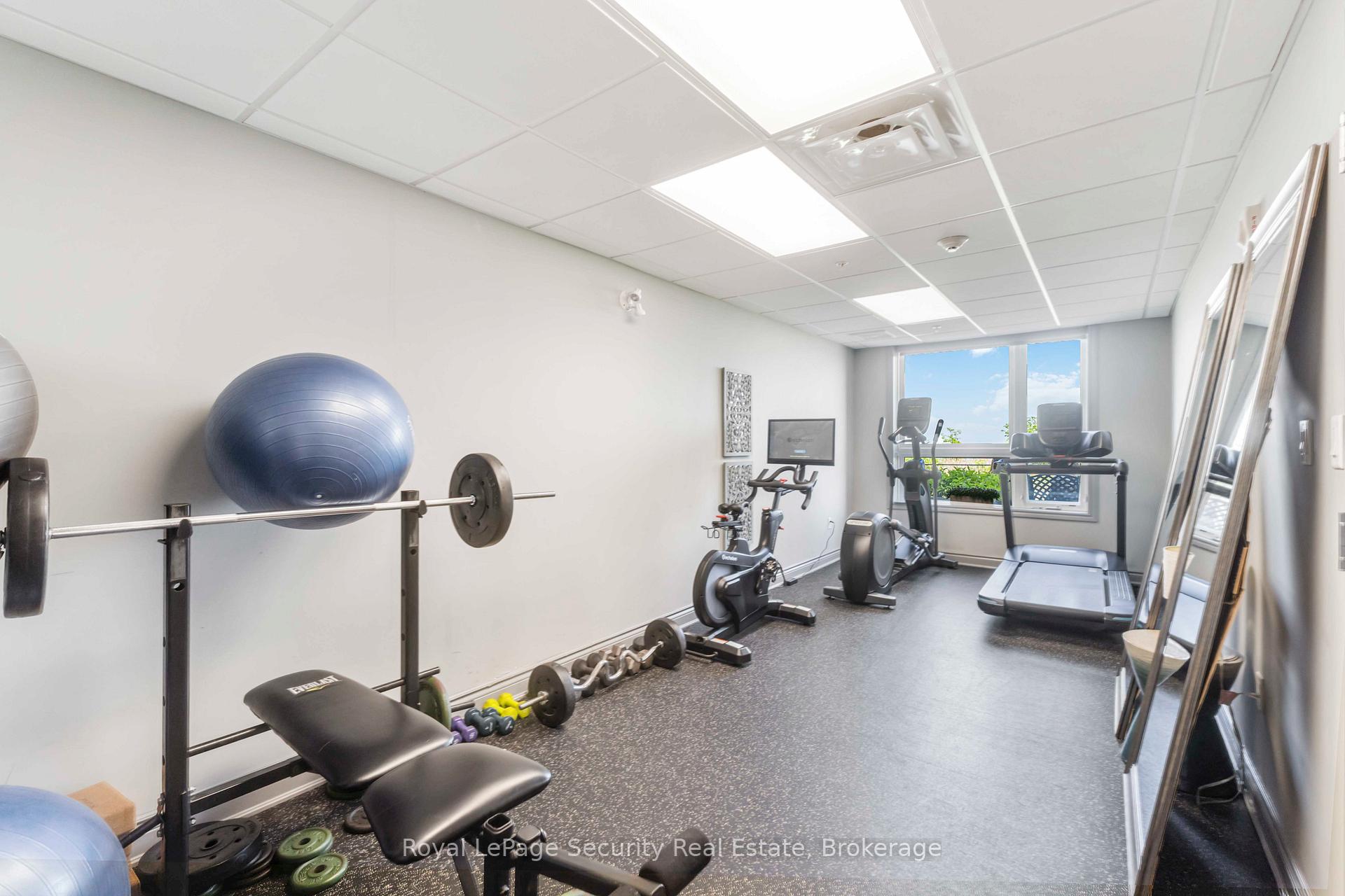 Photo 20 of Unit 203, 35 Southshore Crescent, Hamilton, Stoney Creek — HOMEH
