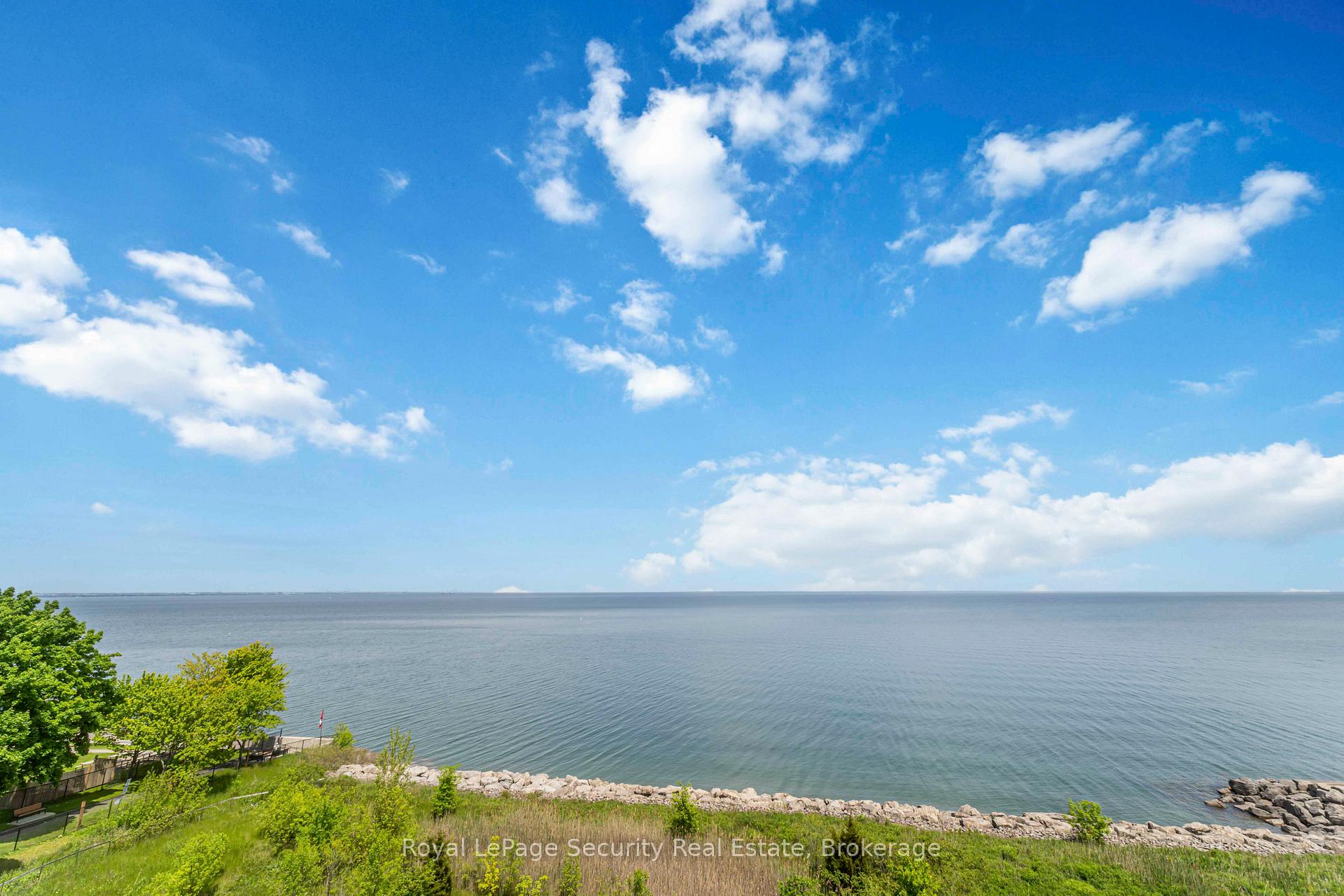Photo 27 of Unit 203, 35 Southshore Crescent, Hamilton, Stoney Creek — HOMEH