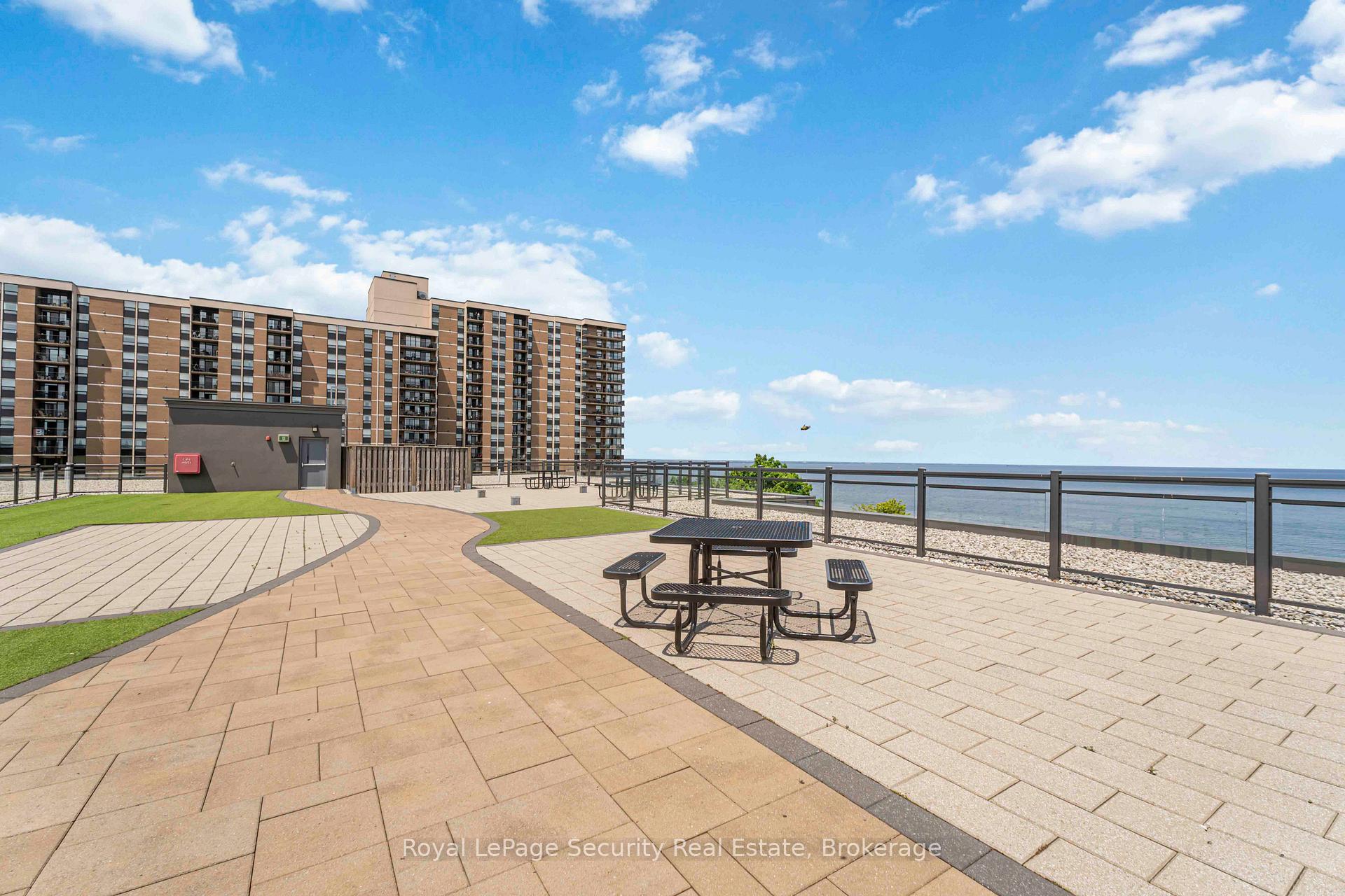 Photo 24 of Unit 203, 35 Southshore Crescent, Hamilton, Stoney Creek — HOMEH