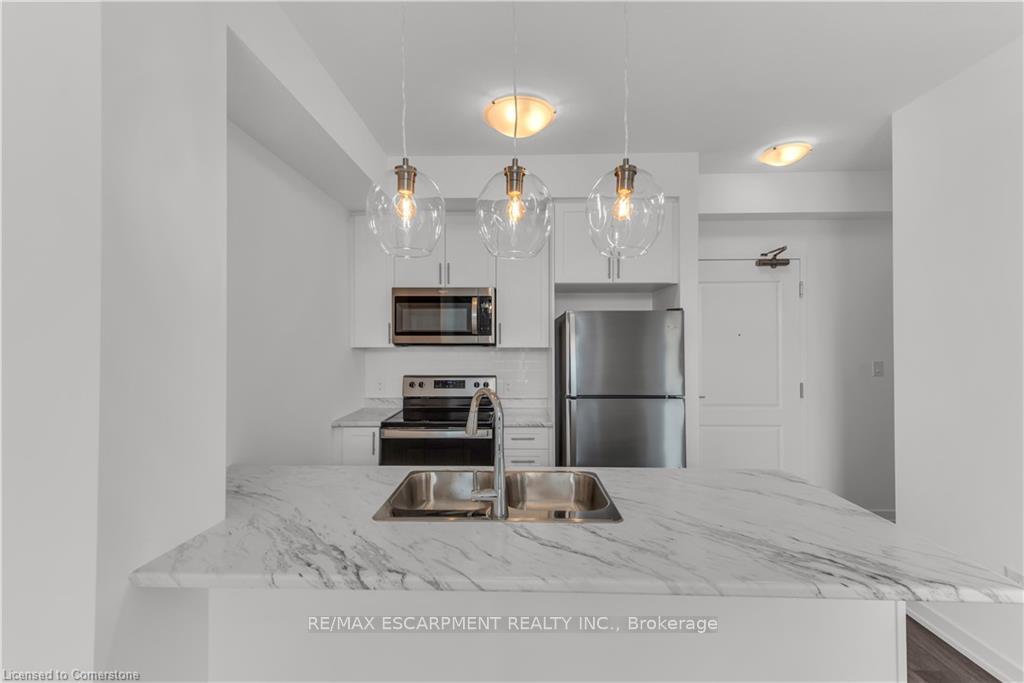 Photo 5 of Unit 314, 460 Dundas Street, Hamilton, Waterdown — HOMEH