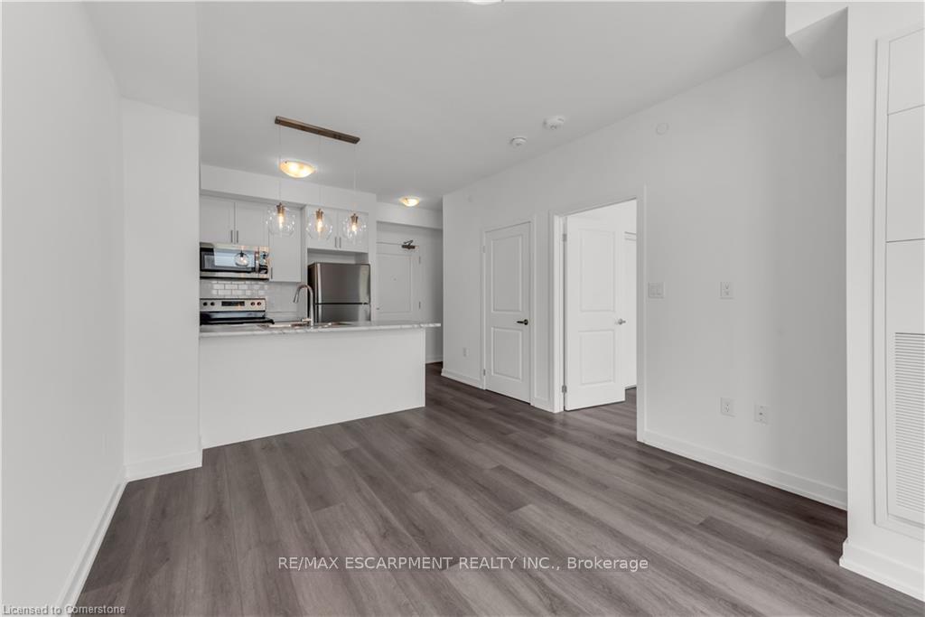 Photo 6 of Unit 314, 460 Dundas Street, Hamilton, Waterdown — HOMEH